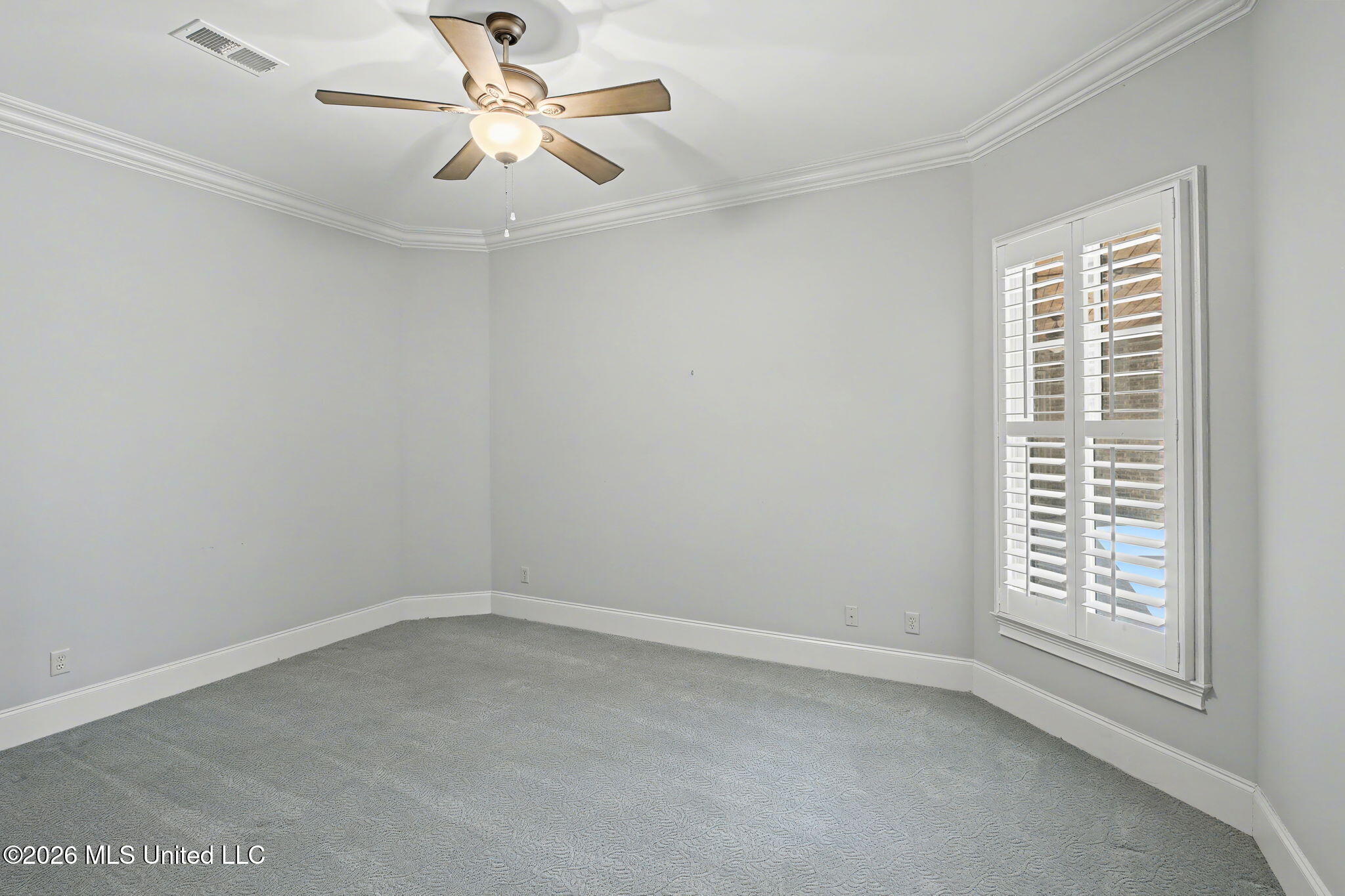 13921 Valley Oaks Drive Property Photo 43