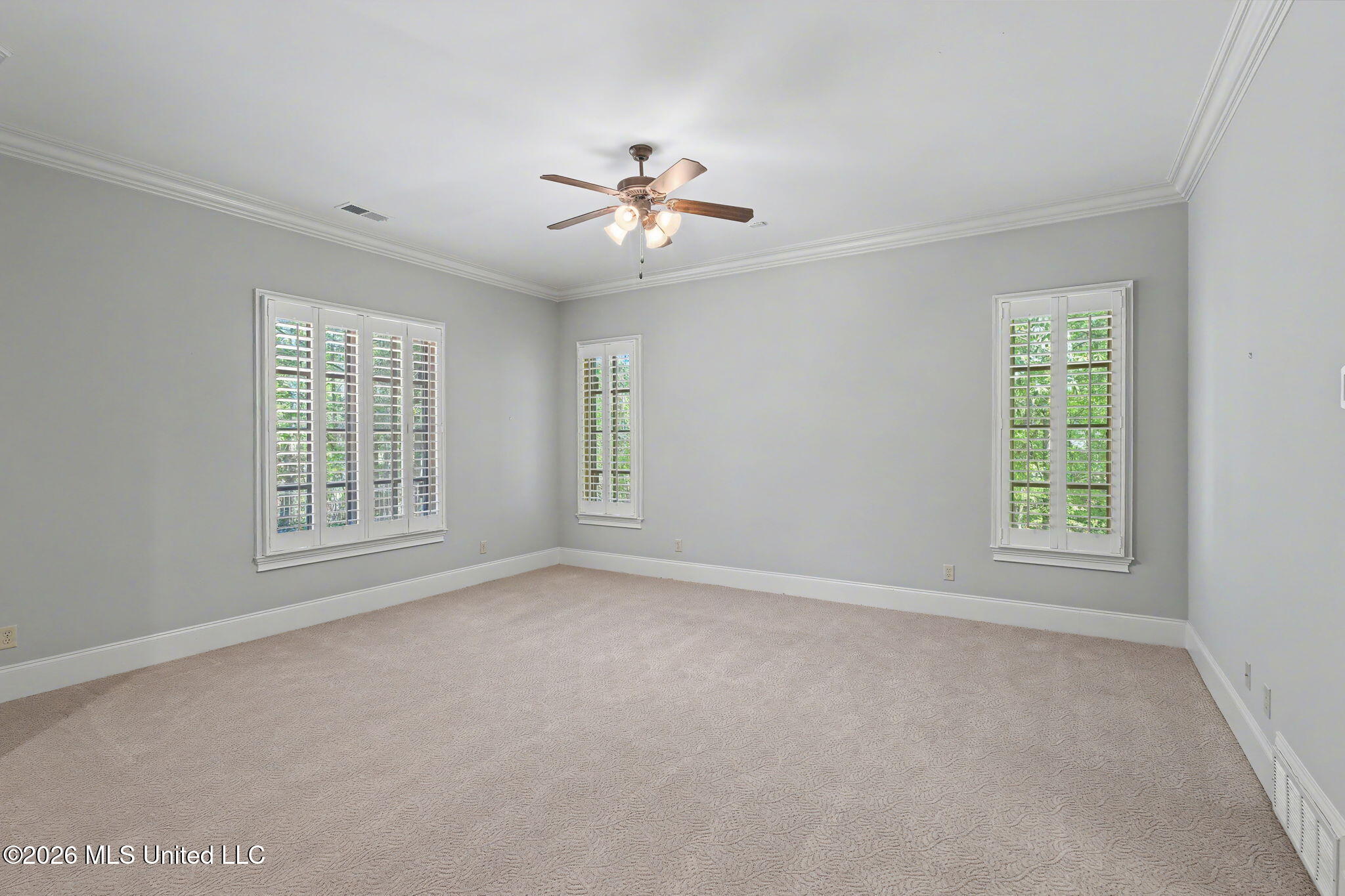 13921 Valley Oaks Drive Property Photo 45