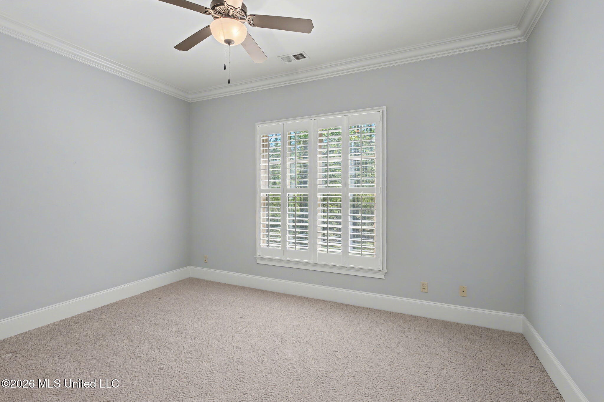 13921 Valley Oaks Drive Property Photo 49