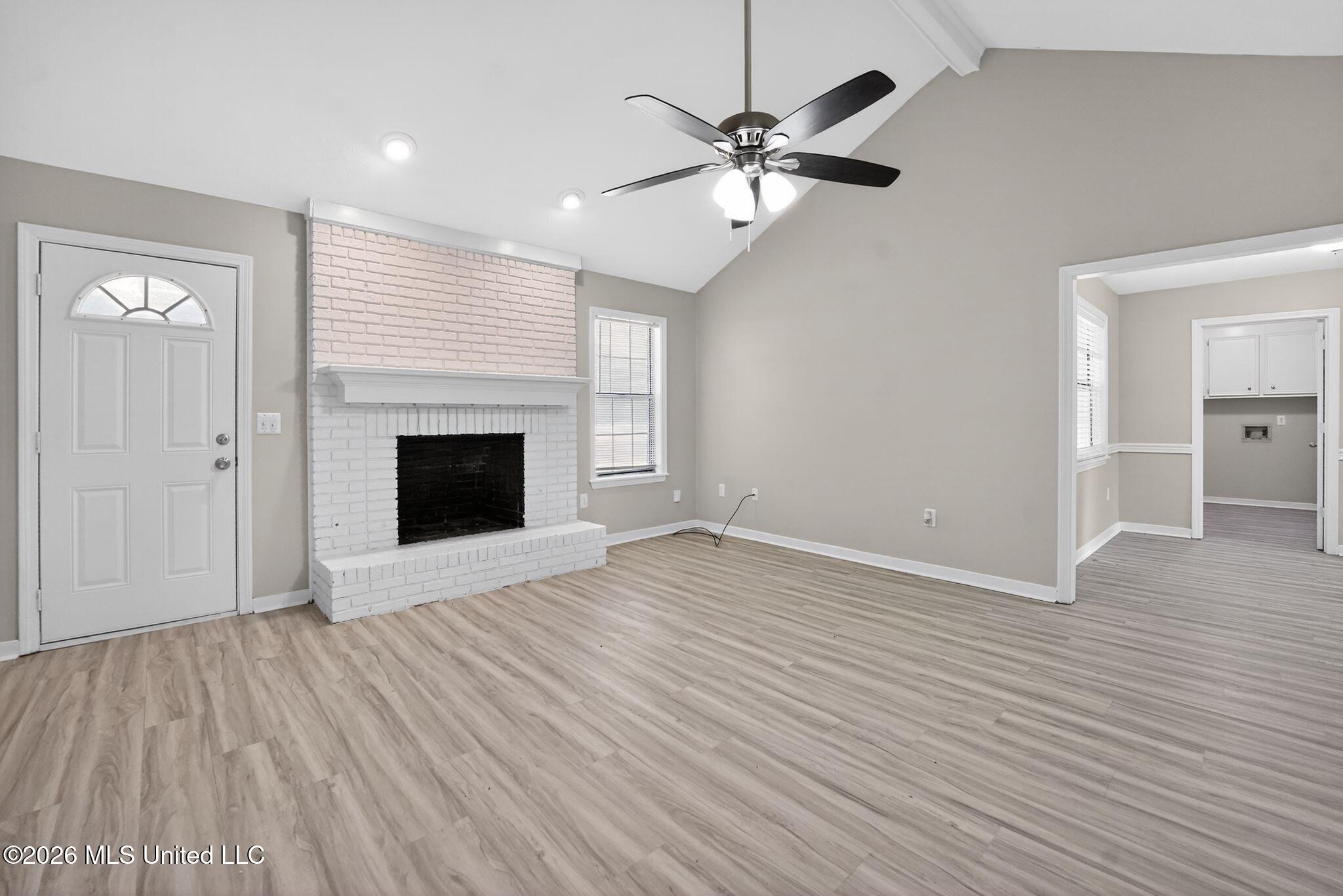 147 Sunnycrest Drive Property Photo 5