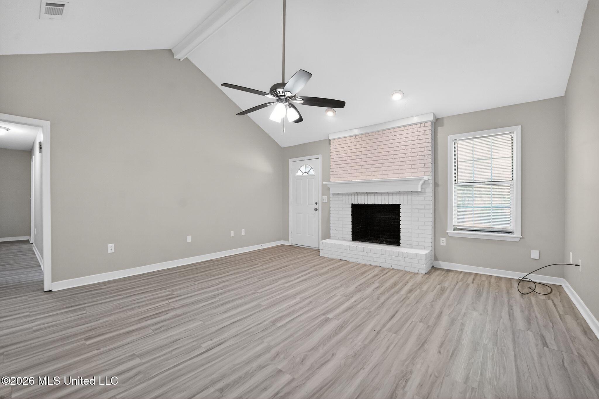 147 Sunnycrest Drive Property Photo 7