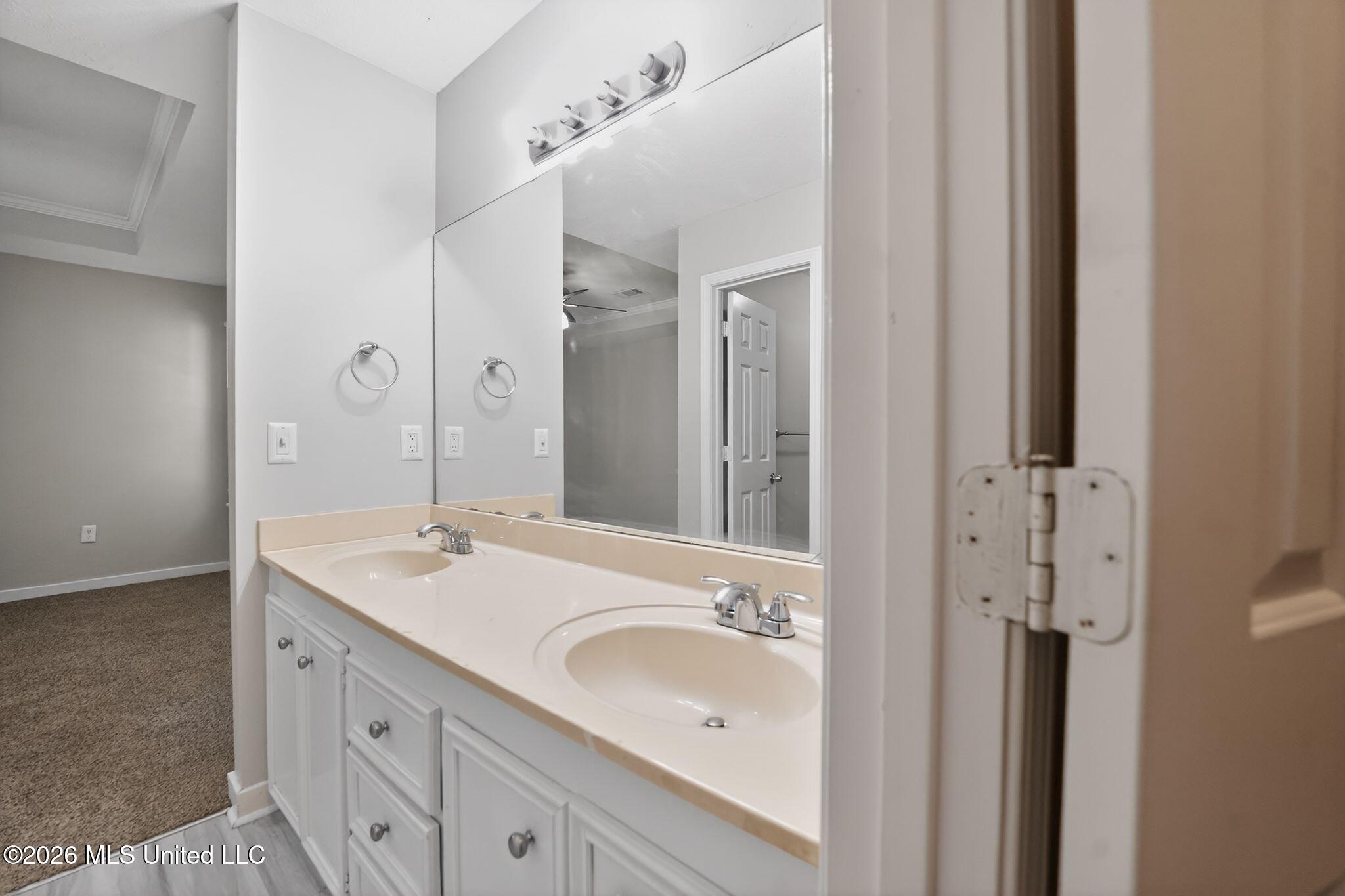 147 Sunnycrest Drive Property Photo 24