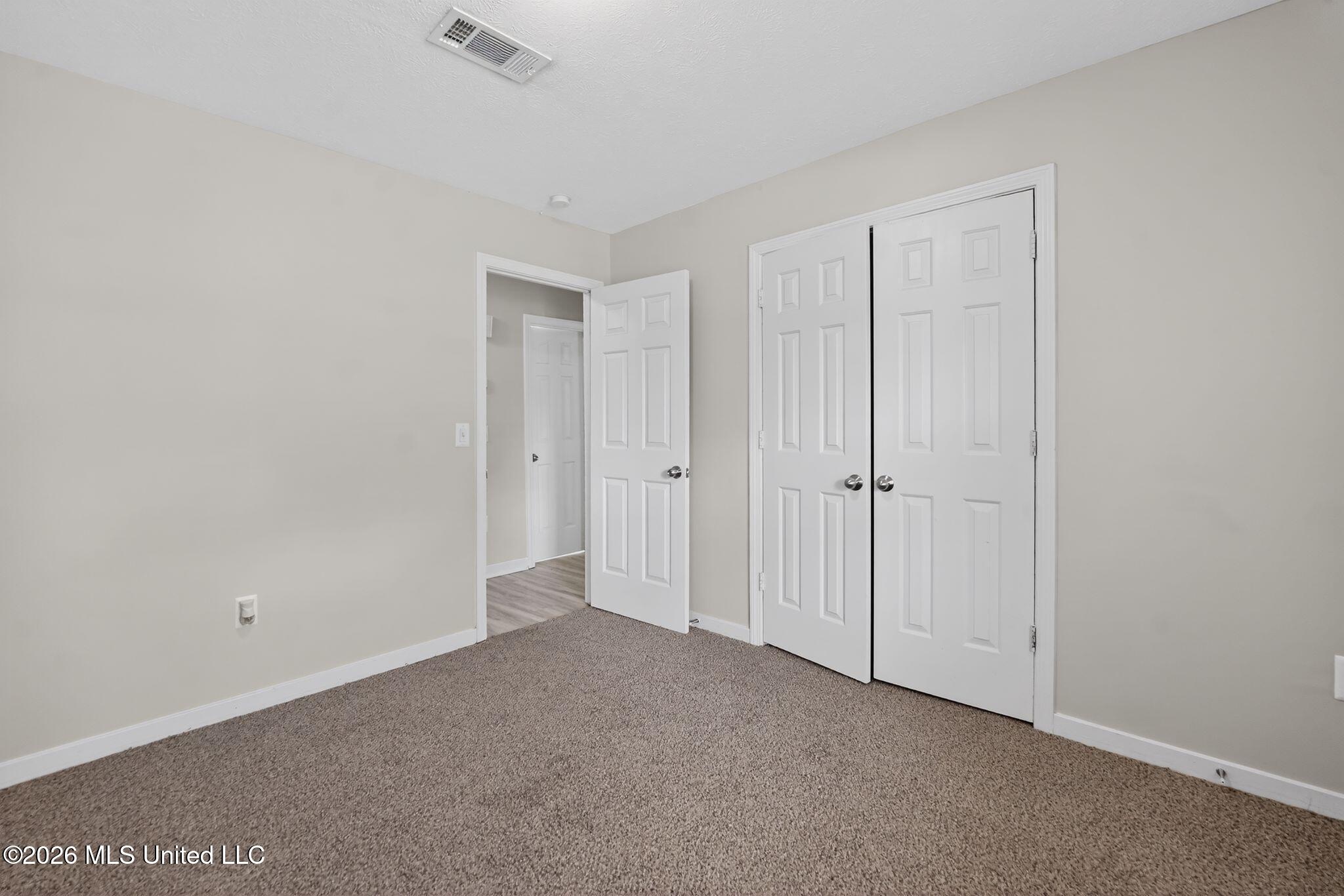 147 Sunnycrest Drive Property Photo 29