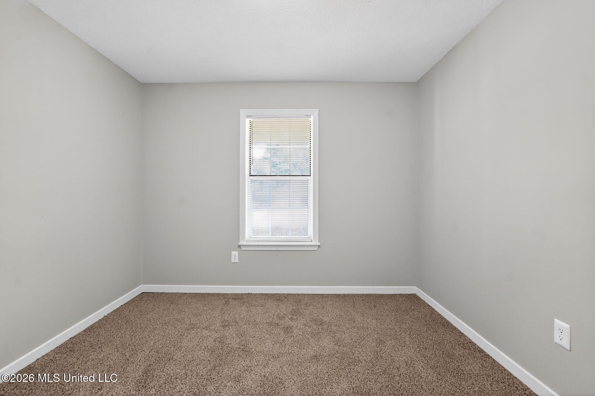 147 Sunnycrest Drive Property Photo 30
