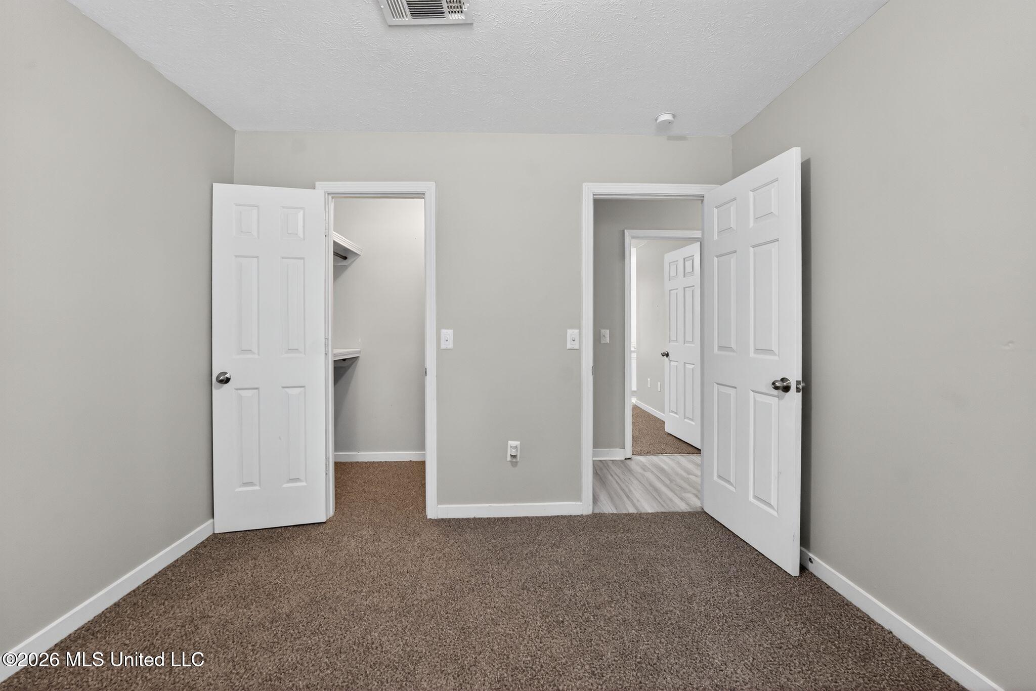 147 Sunnycrest Drive Property Photo 34