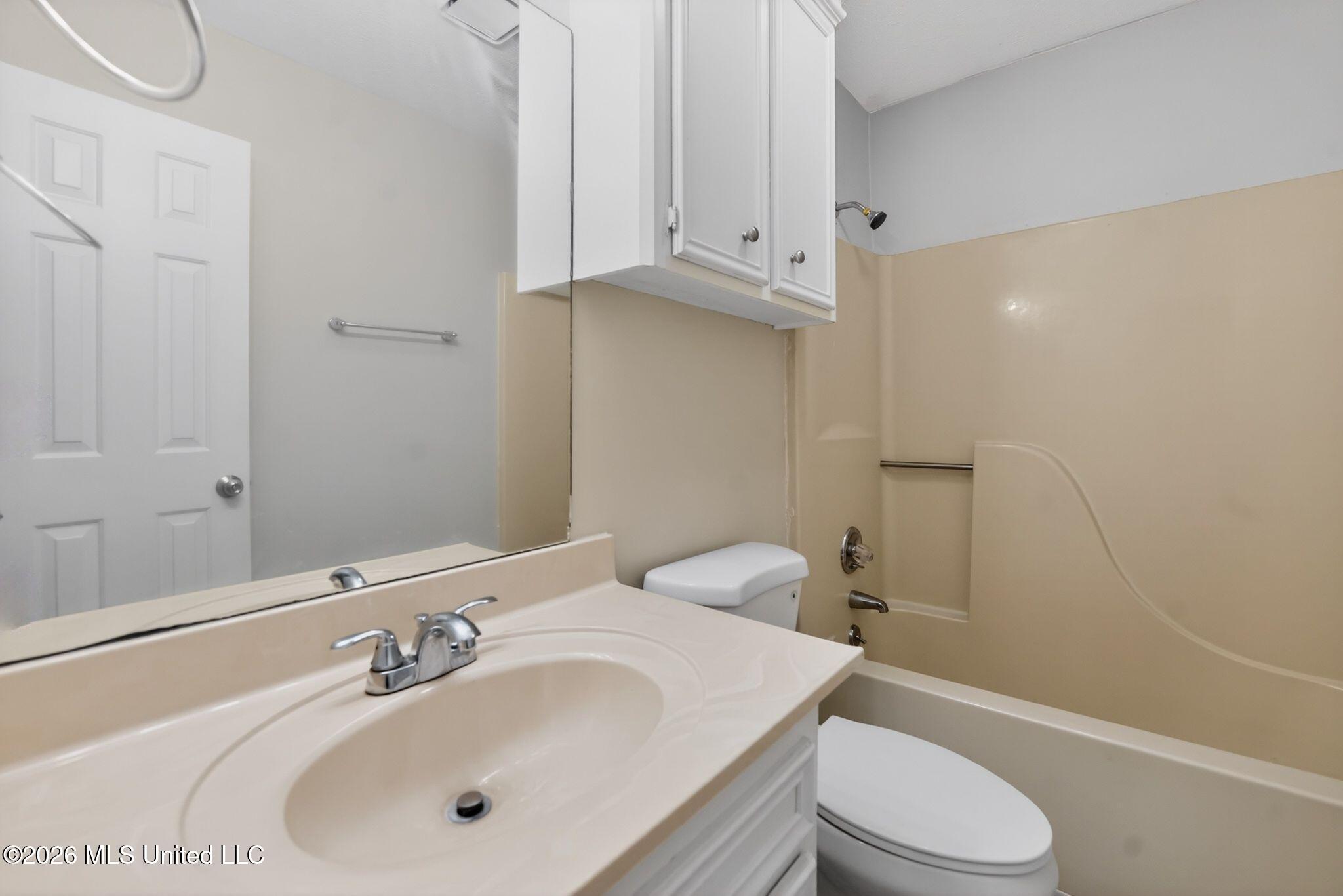 147 Sunnycrest Drive Property Photo 35