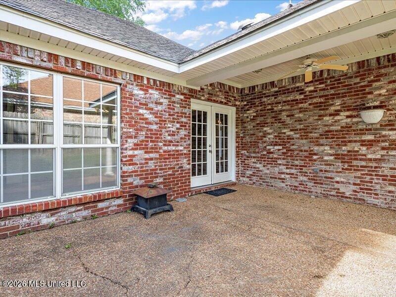 140 Raulston Drive Property Photo 4