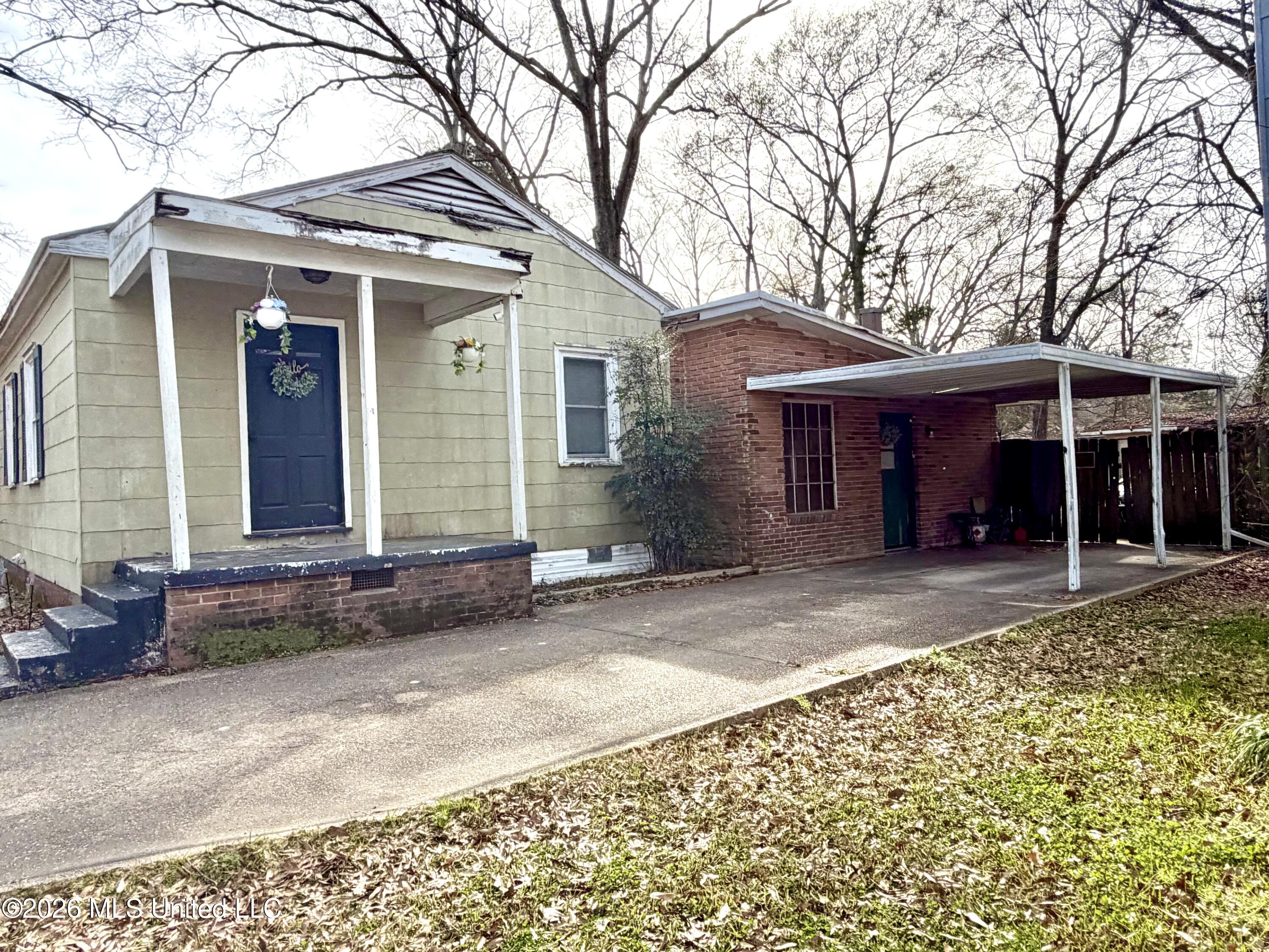 809 Robertson Street Property Photo 34