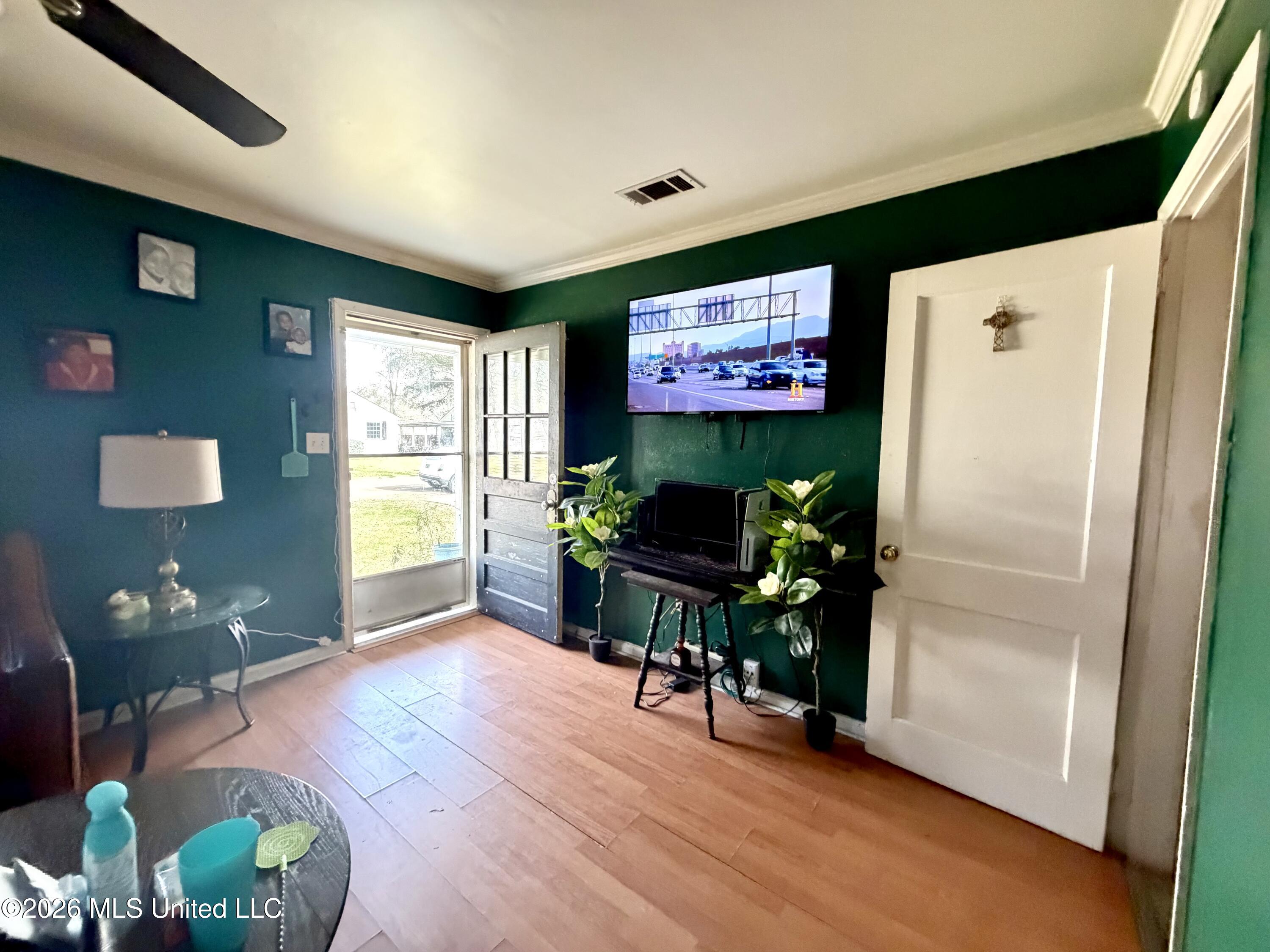 809 Robertson Street Property Photo 37