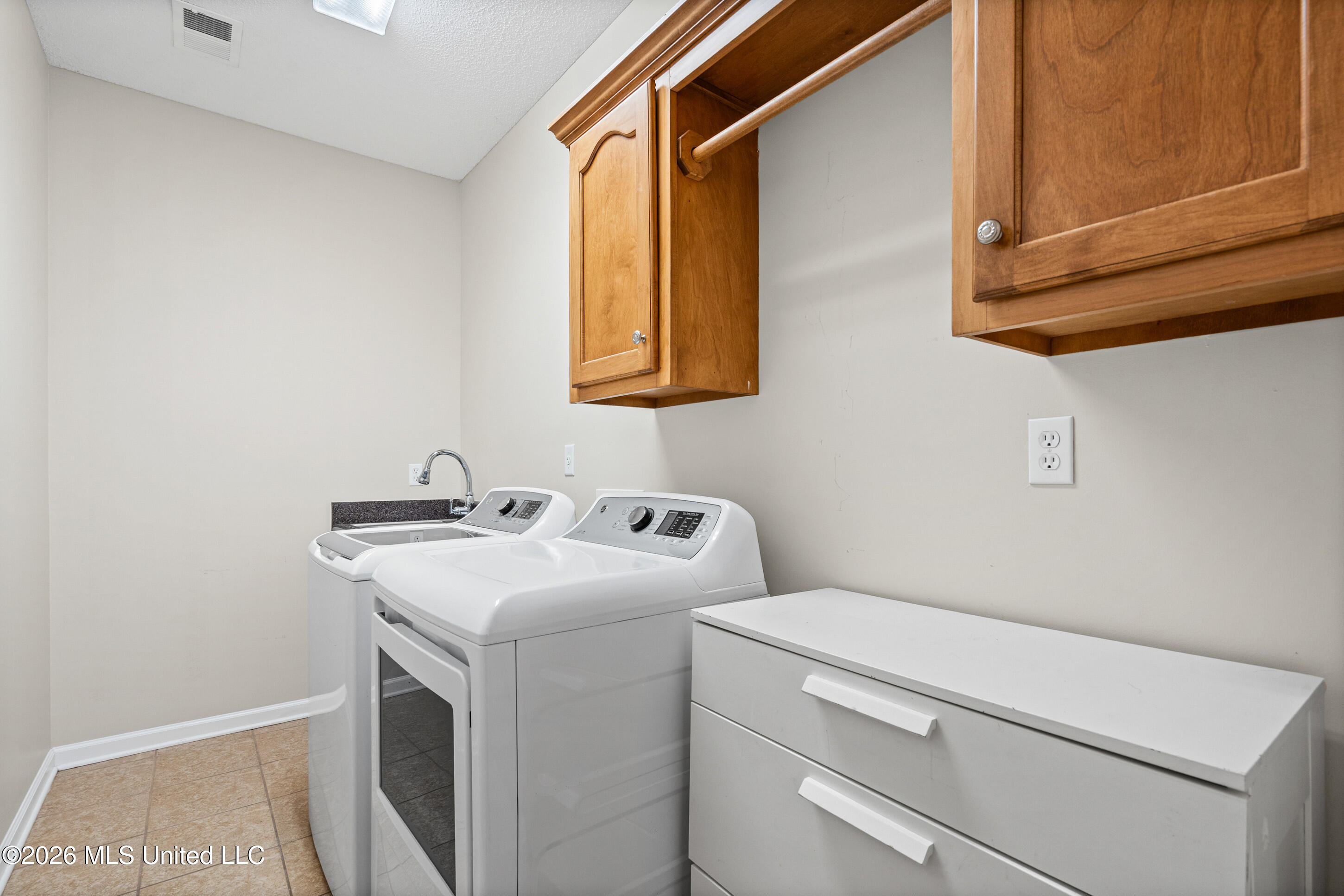 4456 Stone Cross Drive Property Photo 19