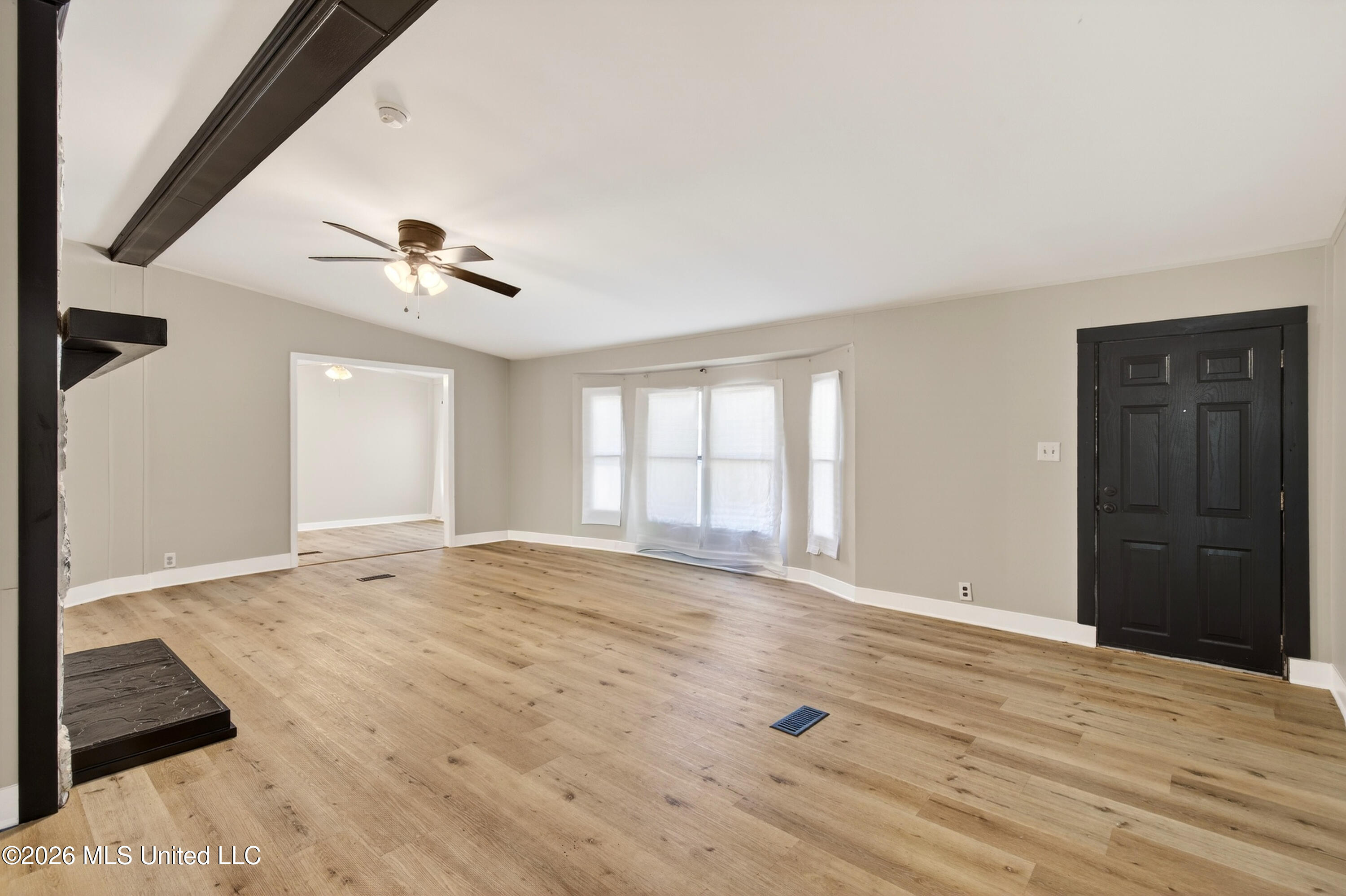 1064 Limu Way Property Photo 5