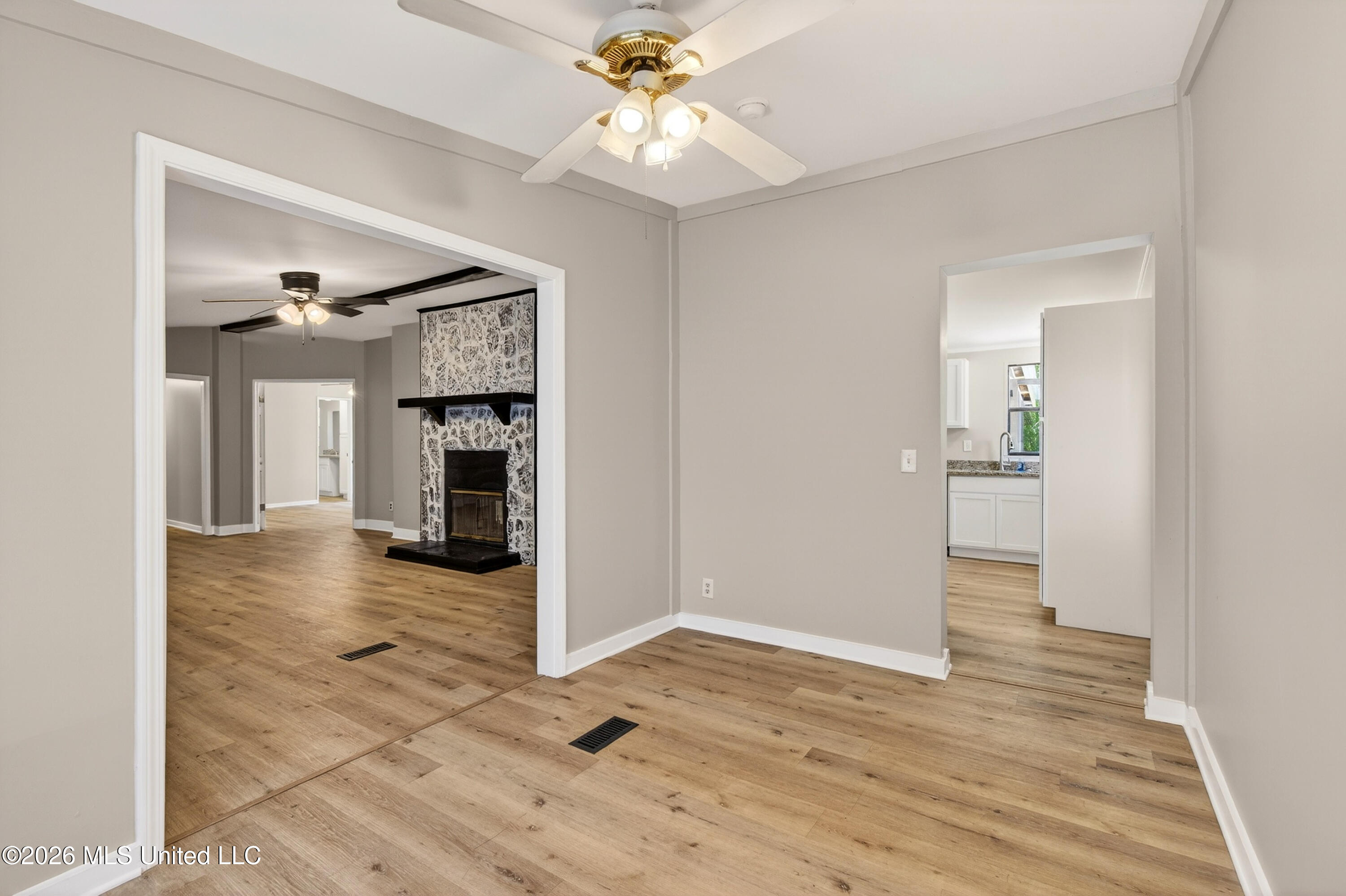 1064 Limu Way Property Photo 8