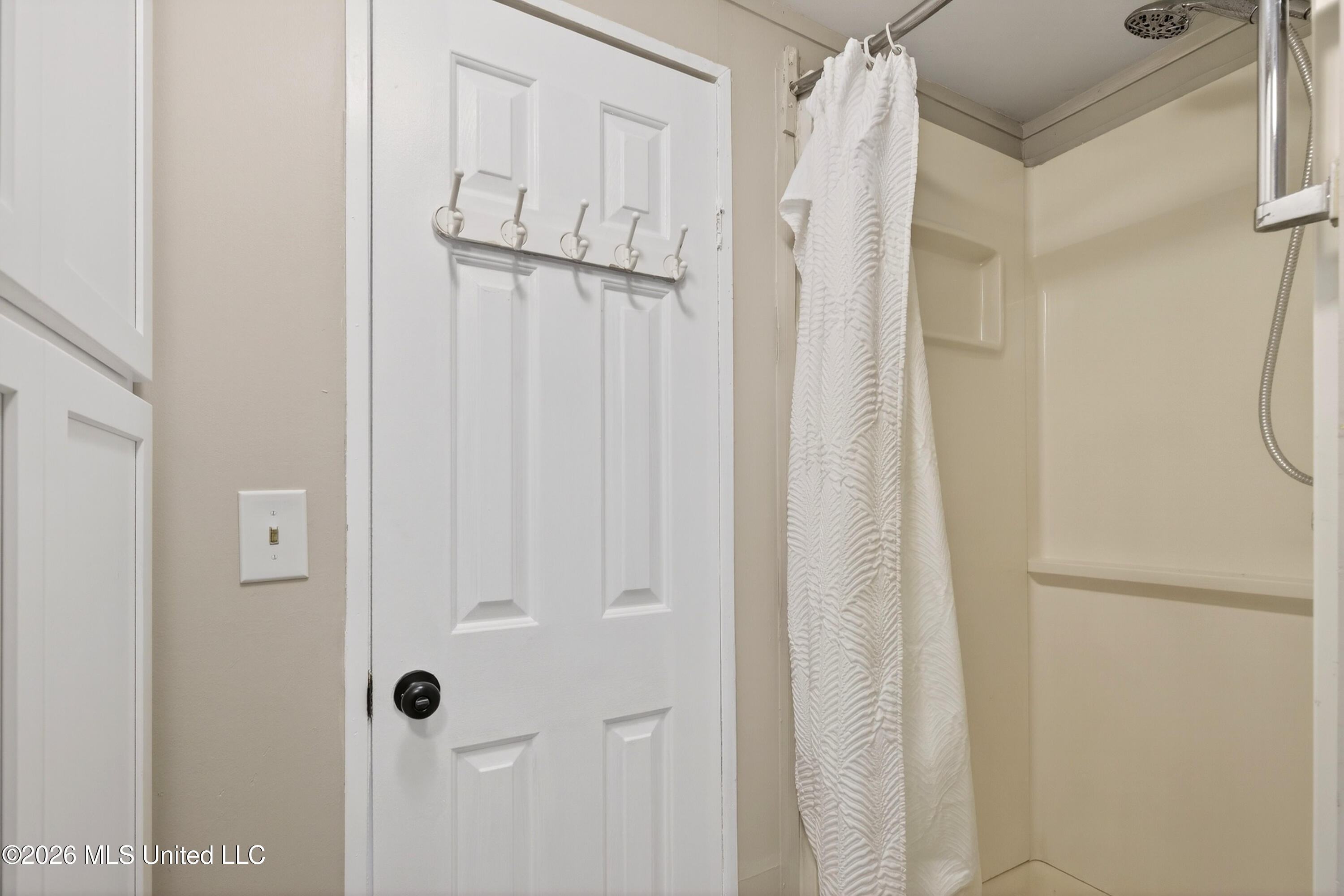 1064 Limu Way Property Photo 19