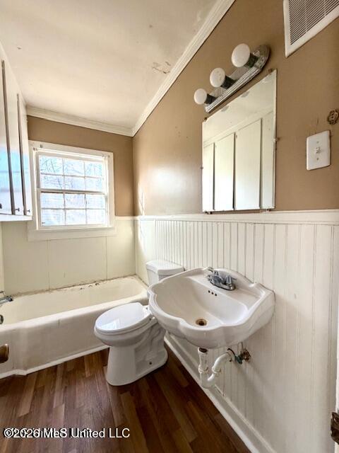 254 Rogers Circle Property Photo 5