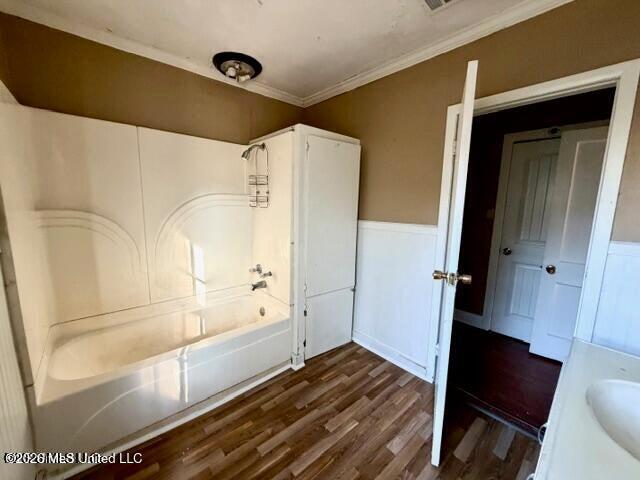 254 Rogers Circle Property Photo 8