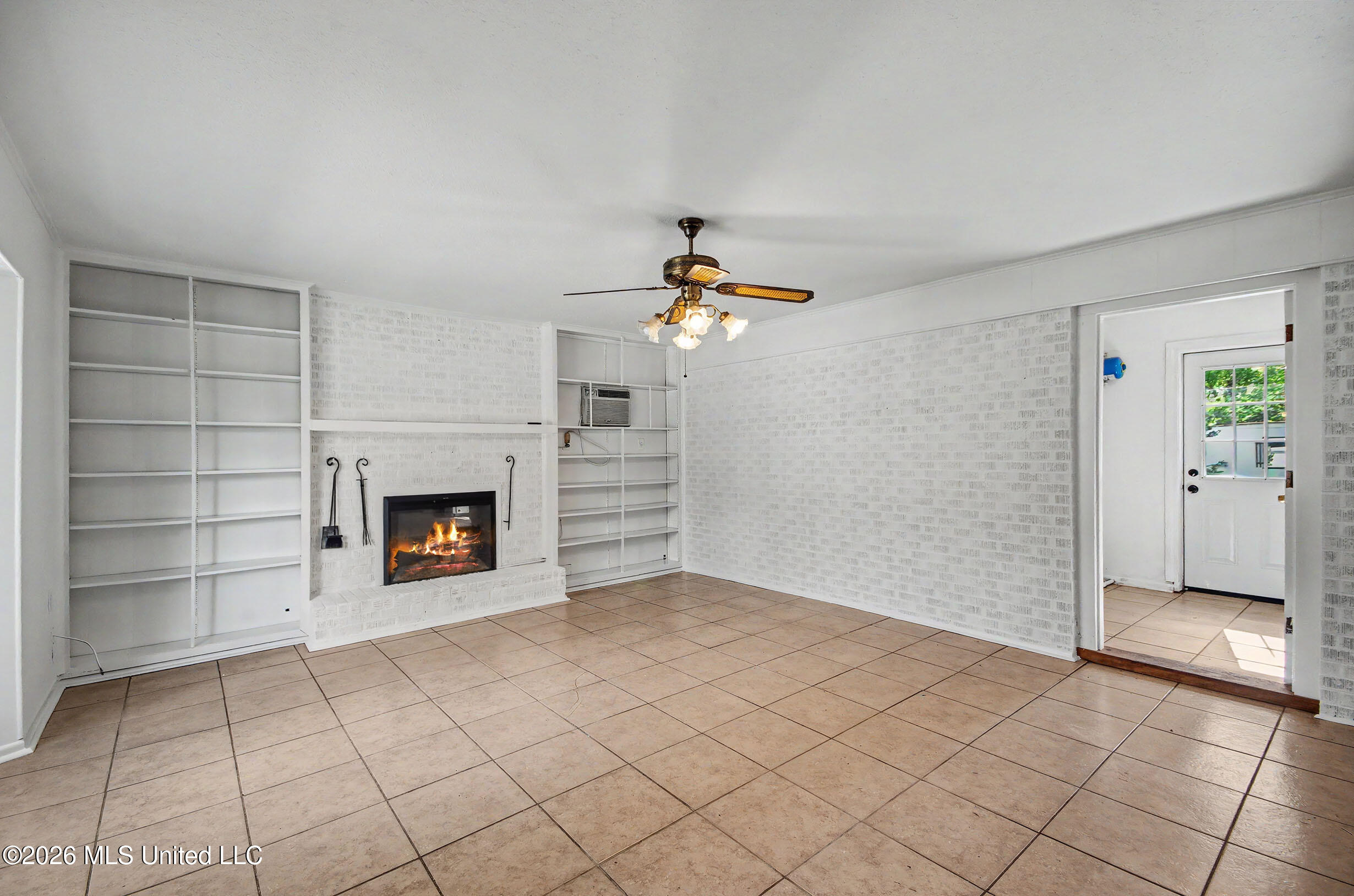 703 Franklin Drive Property Photo 13