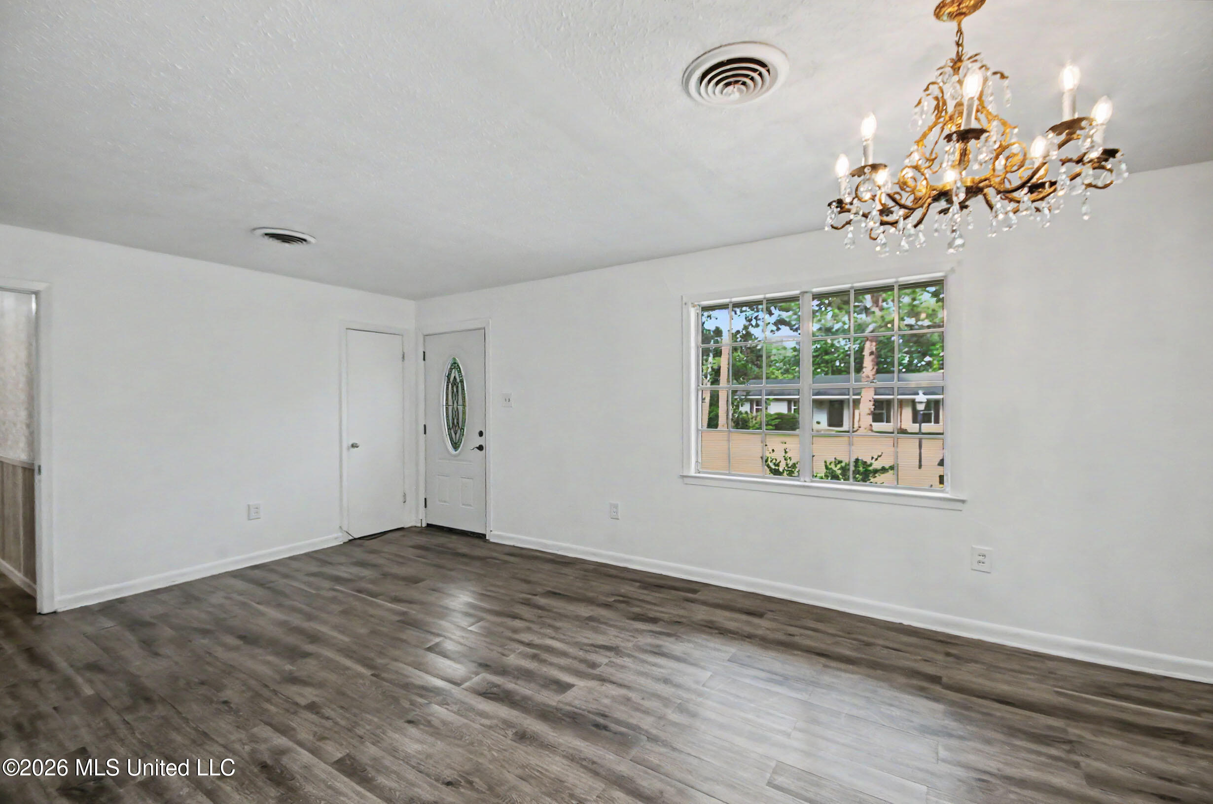 703 Franklin Drive Property Photo 14