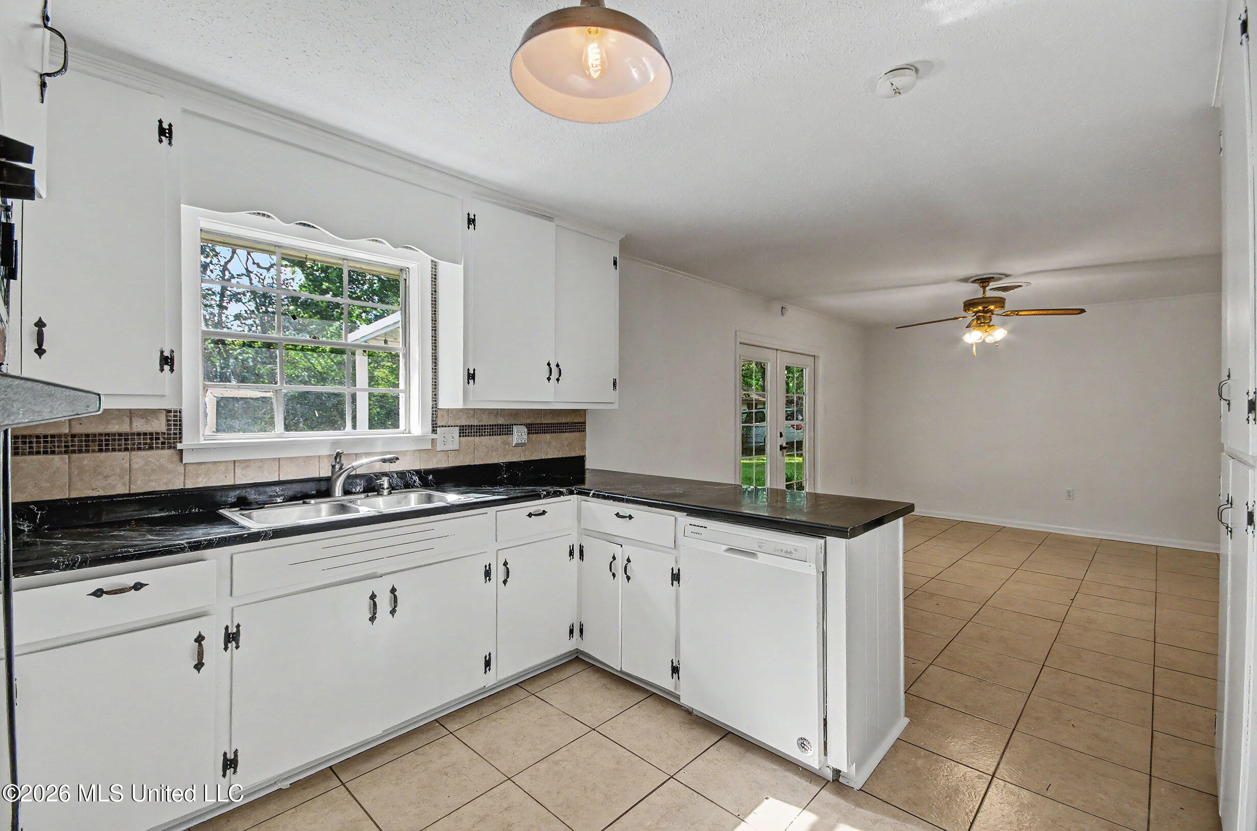 703 Franklin Drive Property Photo 20