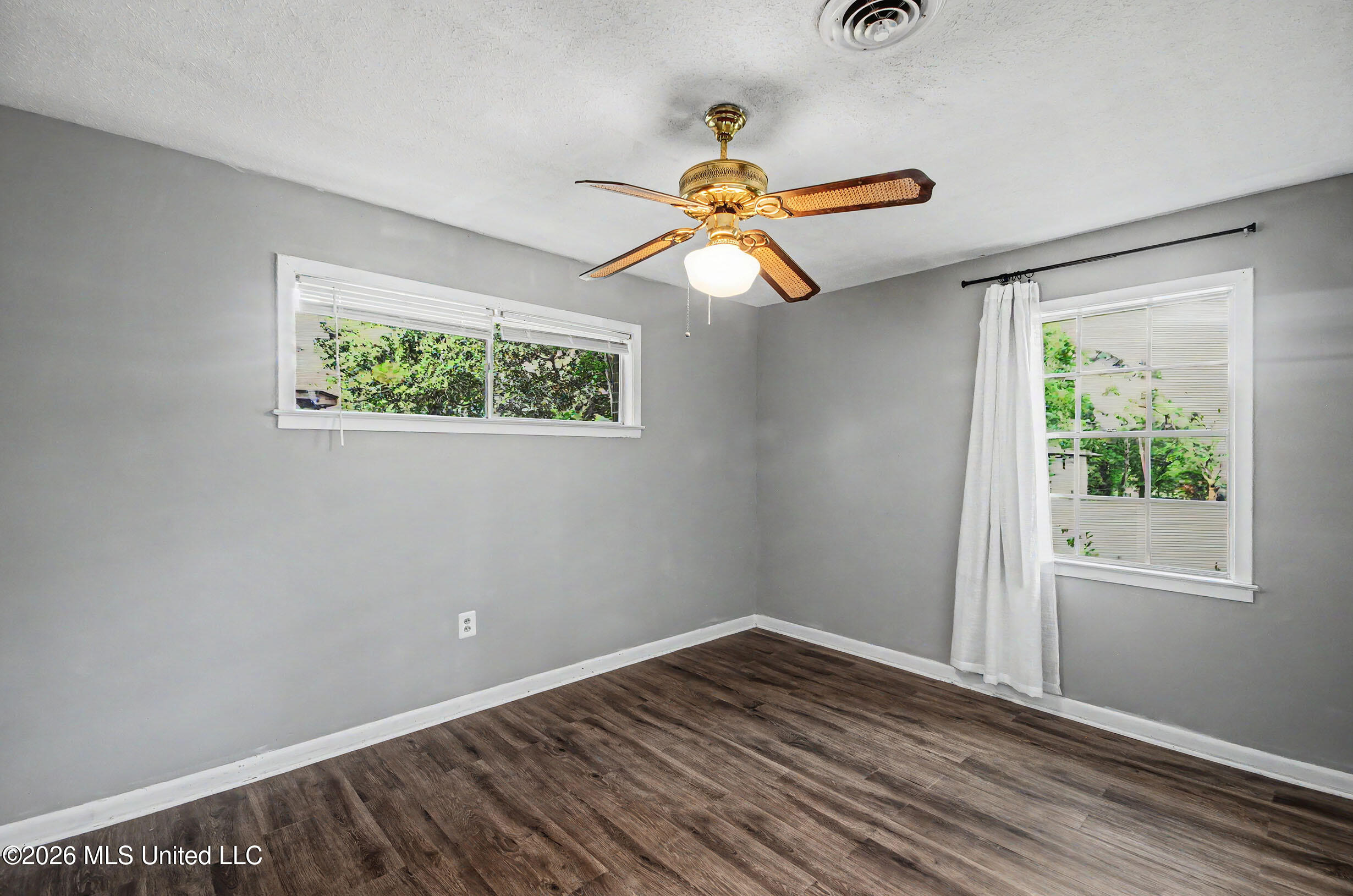 703 Franklin Drive Property Photo 24
