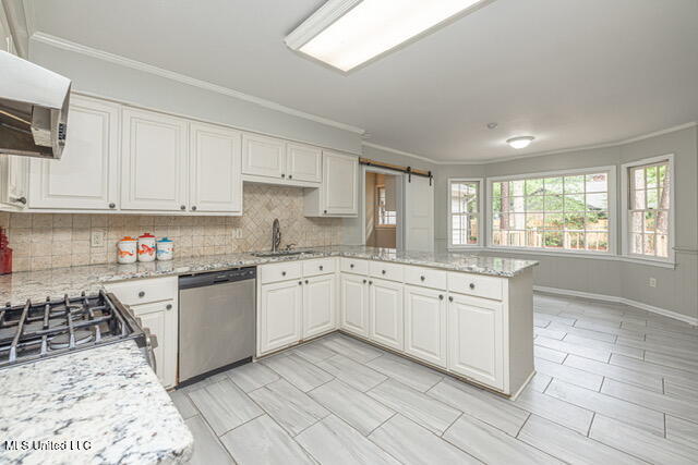 5477 River Thames Place Property Photo 13