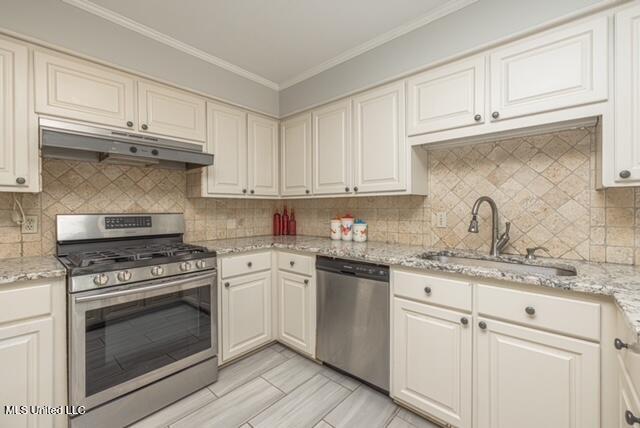 5477 River Thames Place Property Photo 14