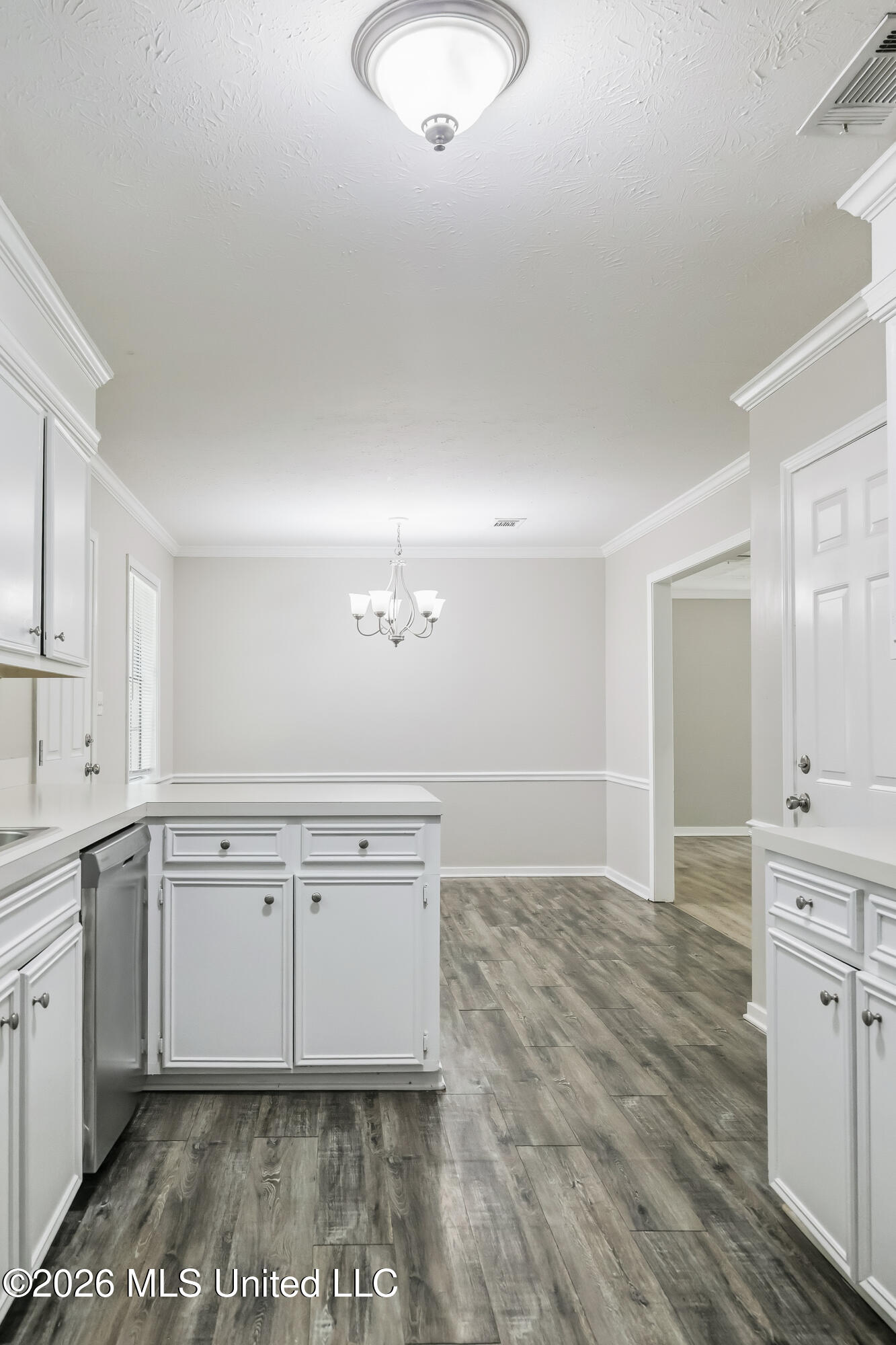121 Bellegrove Circle Property Photo 13