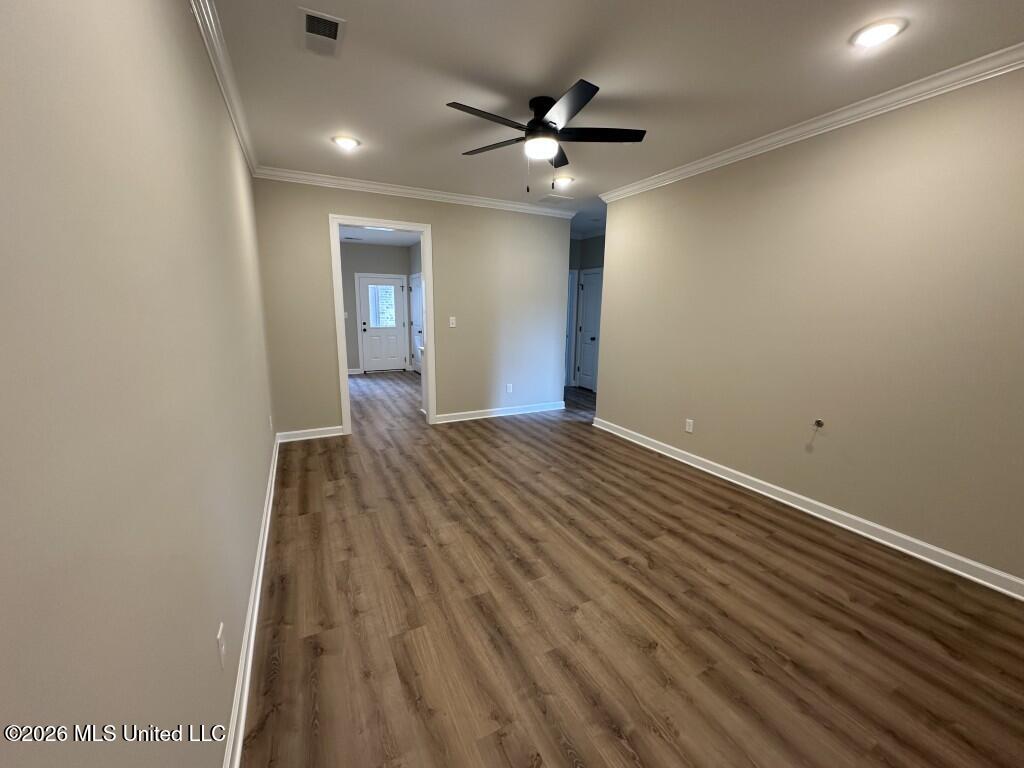 3015 Luna Way Property Photo 4