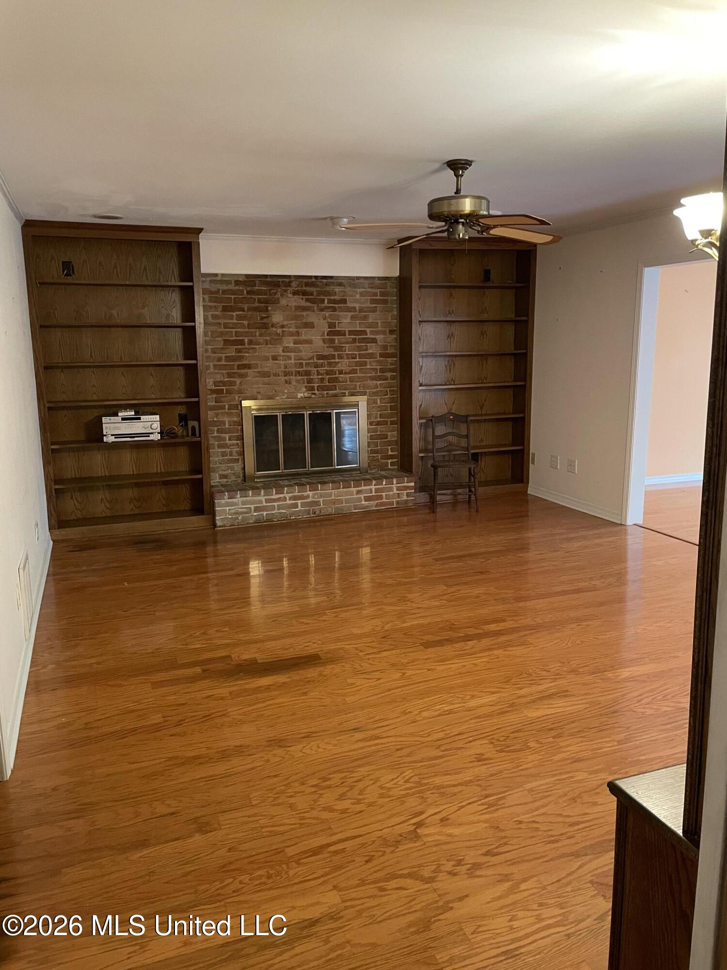 6405 W Shore Drive Property Photo 7