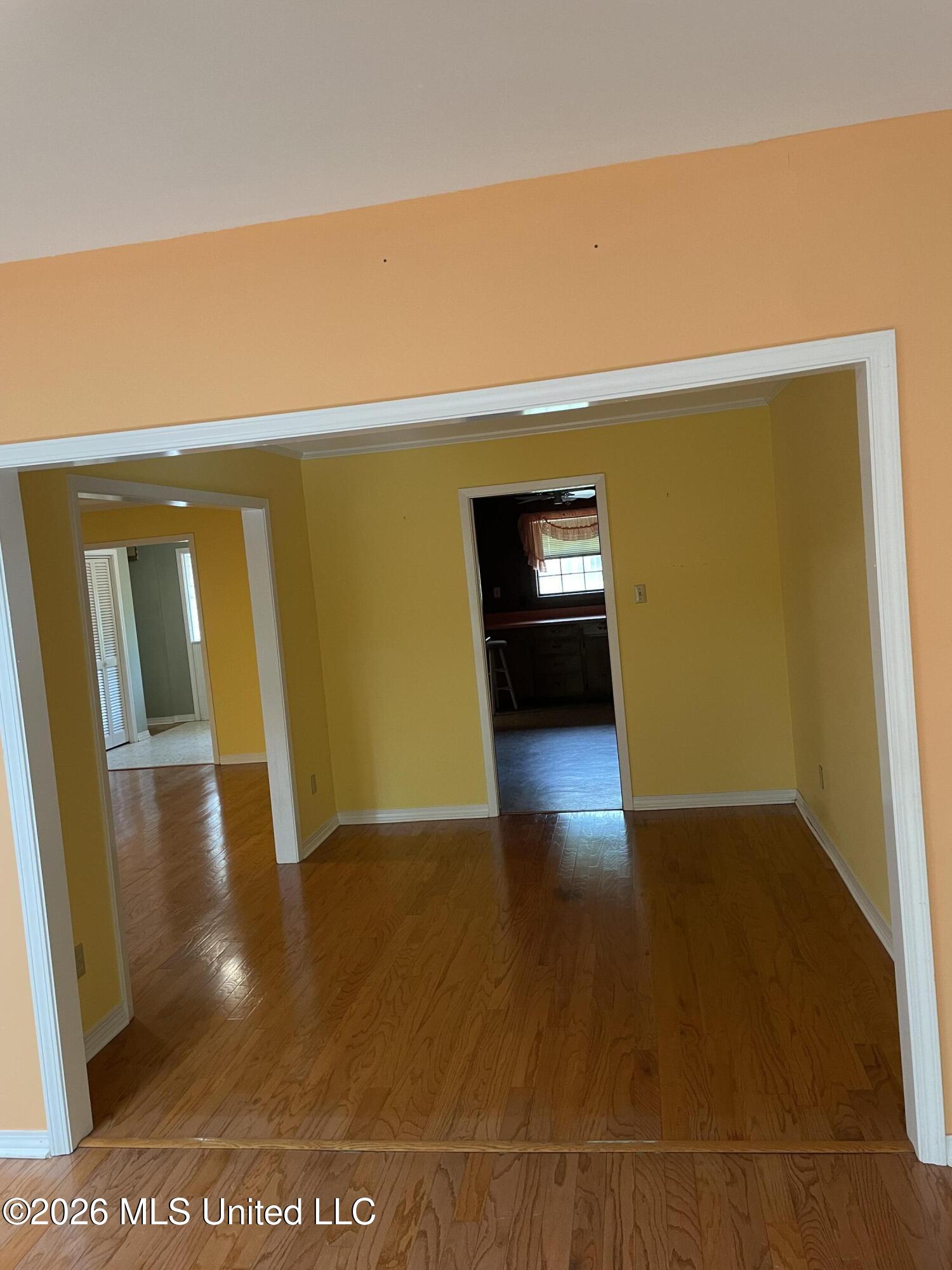 6405 W Shore Drive Property Photo 8