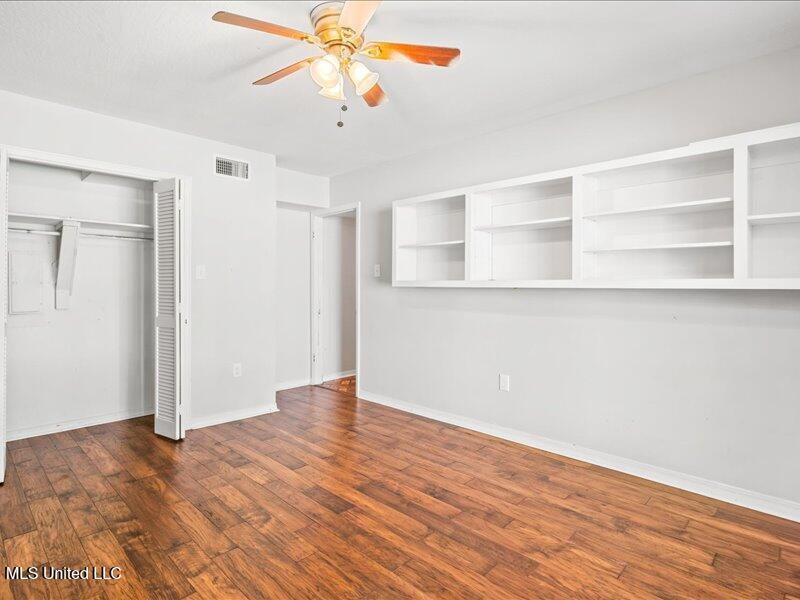 215 Wildwood Trace Property Photo 17