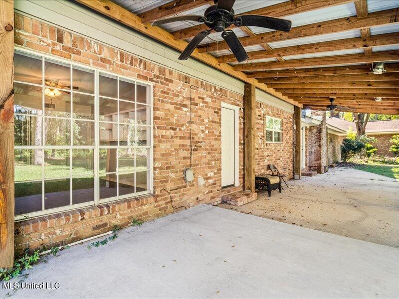 215 Wildwood Trace Property Photo 27