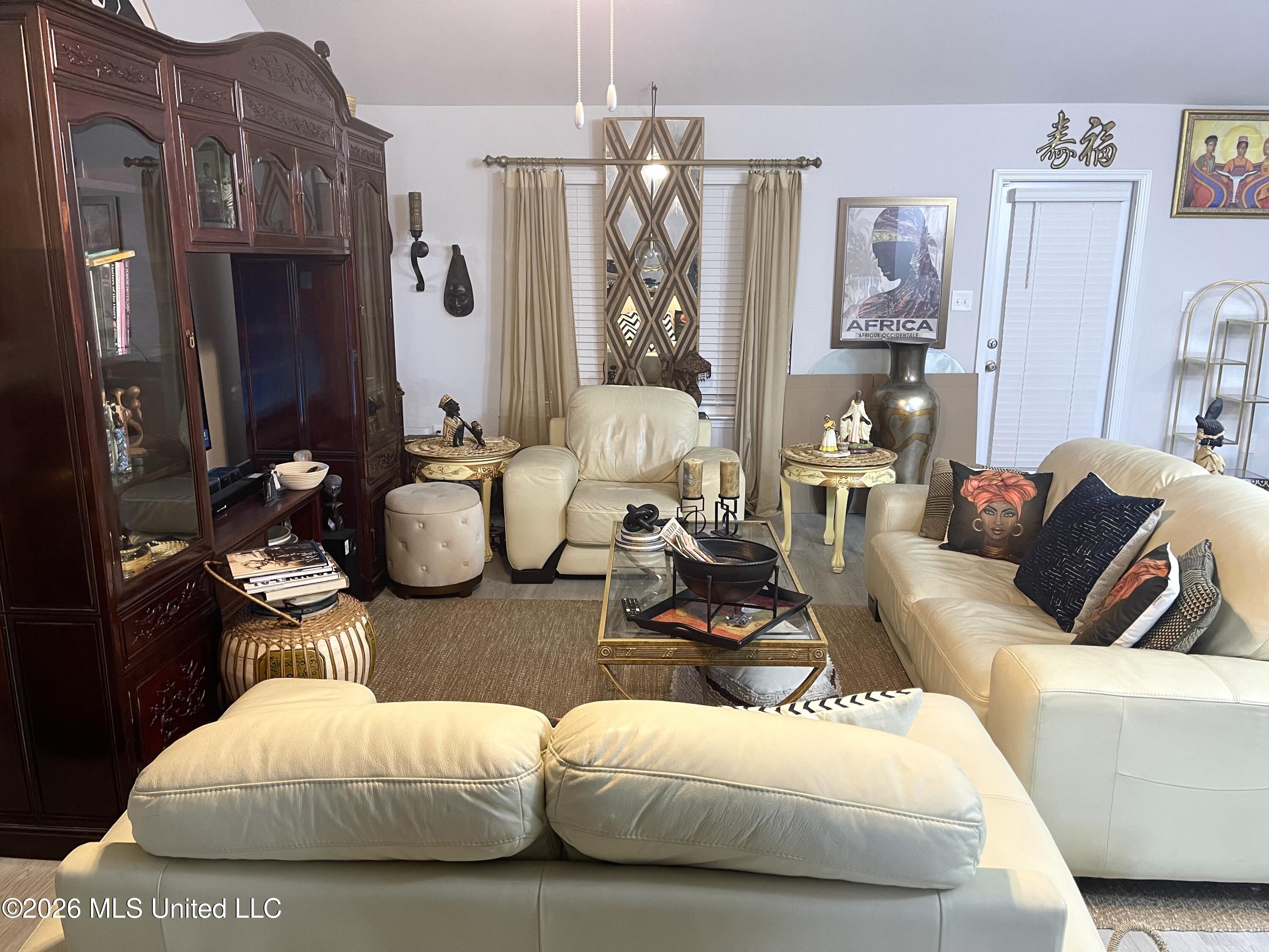 6214 Saphire Lane Property Photo 10