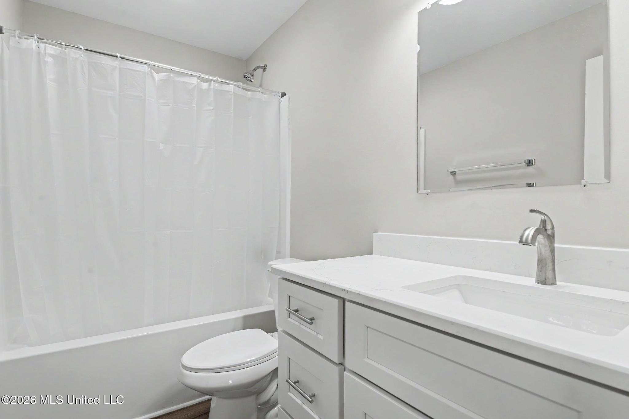 15244 Ginger Cove Property Photo 17
