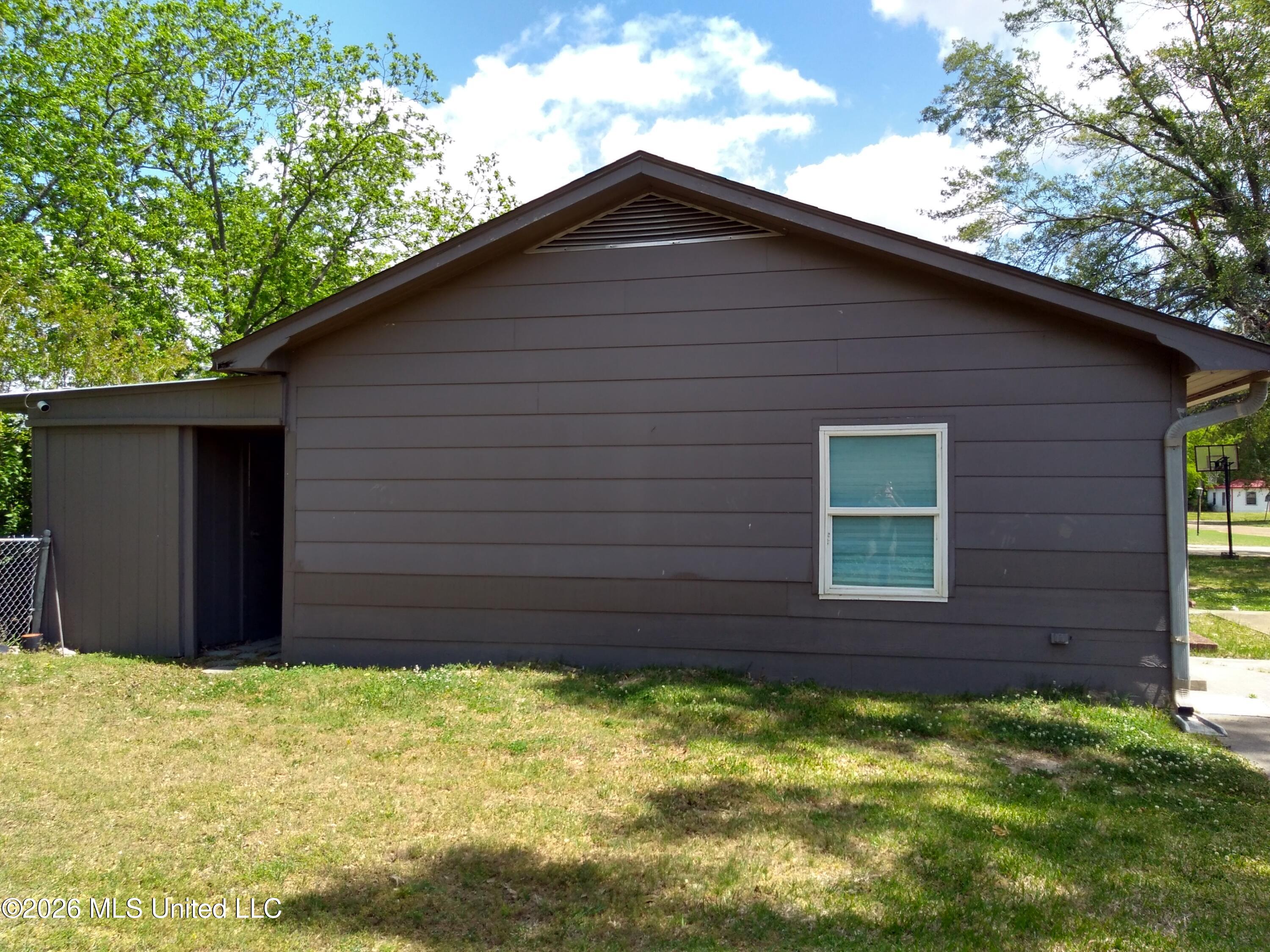 414 Highland Drive Property Photo 23