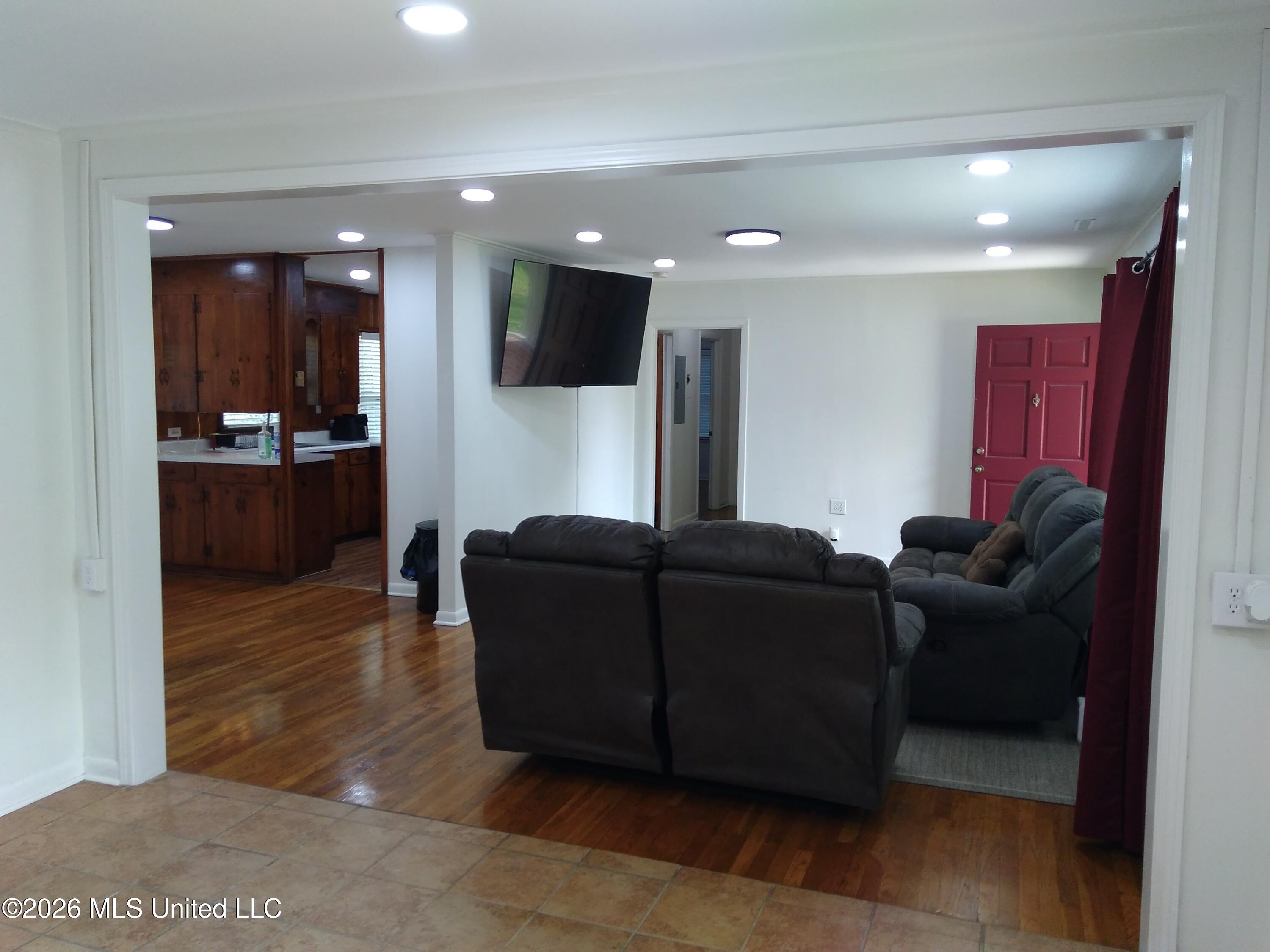 414 Highland Drive Property Photo 40