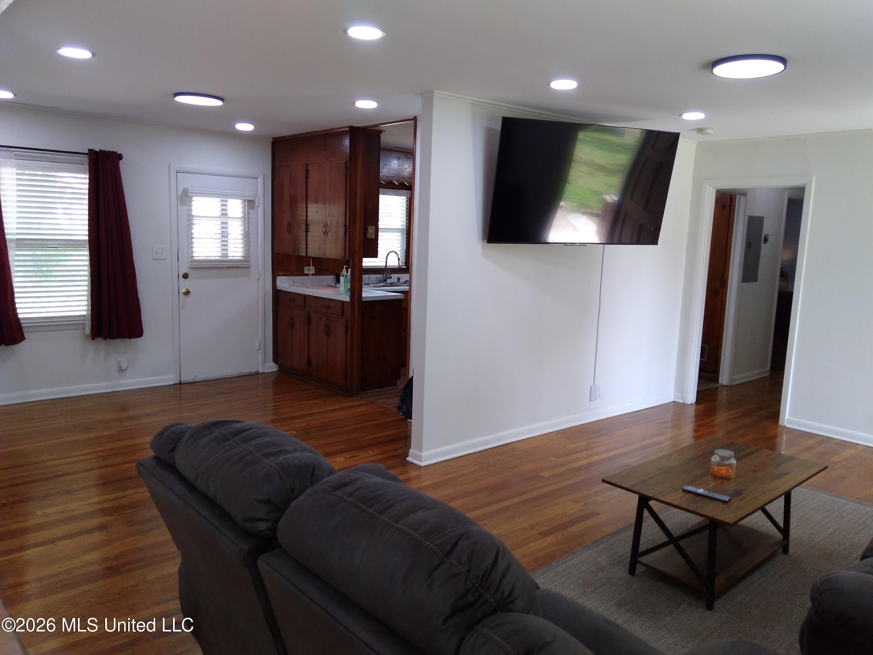414 Highland Drive Property Photo 42