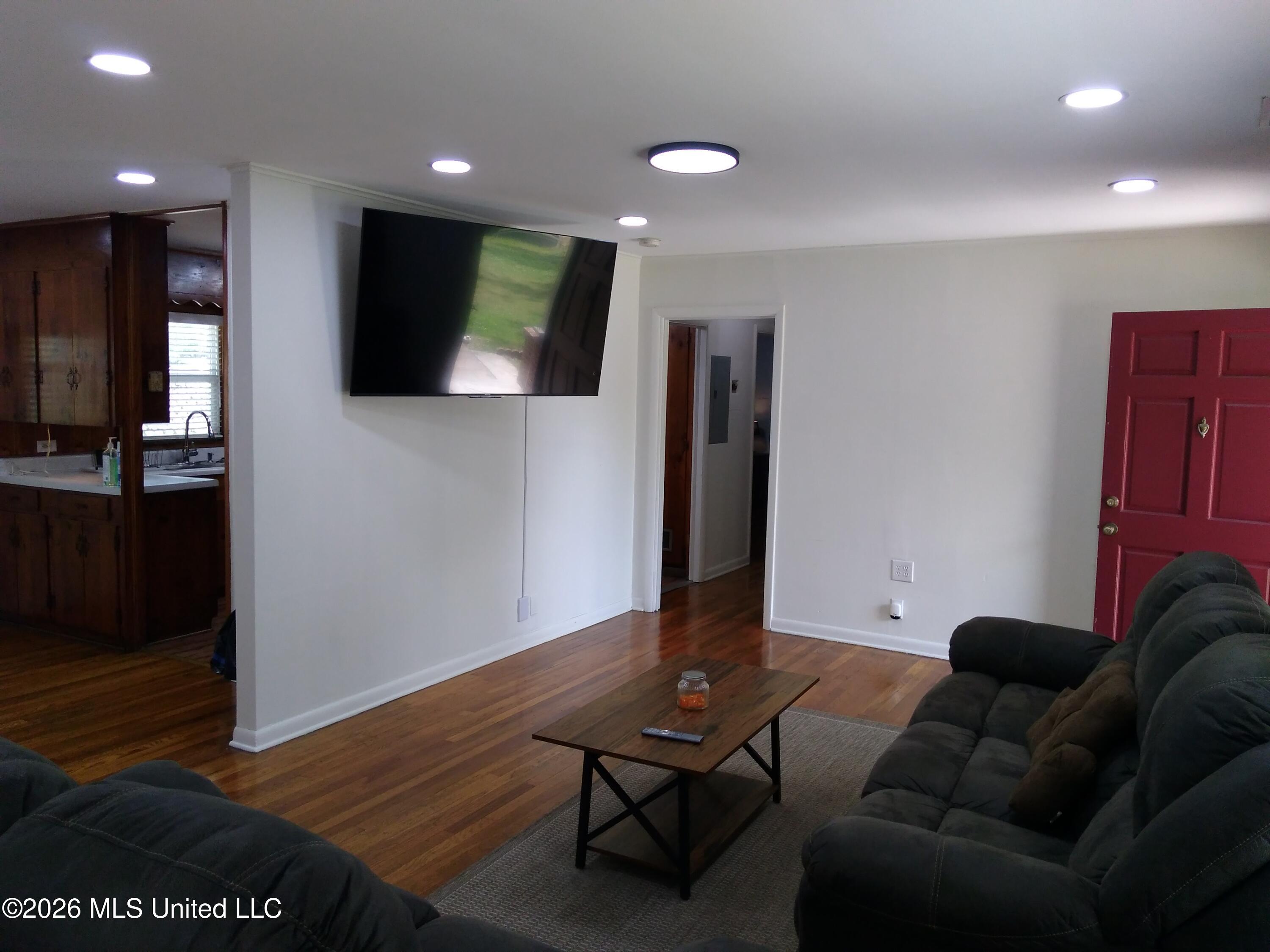 414 Highland Drive Property Photo 43