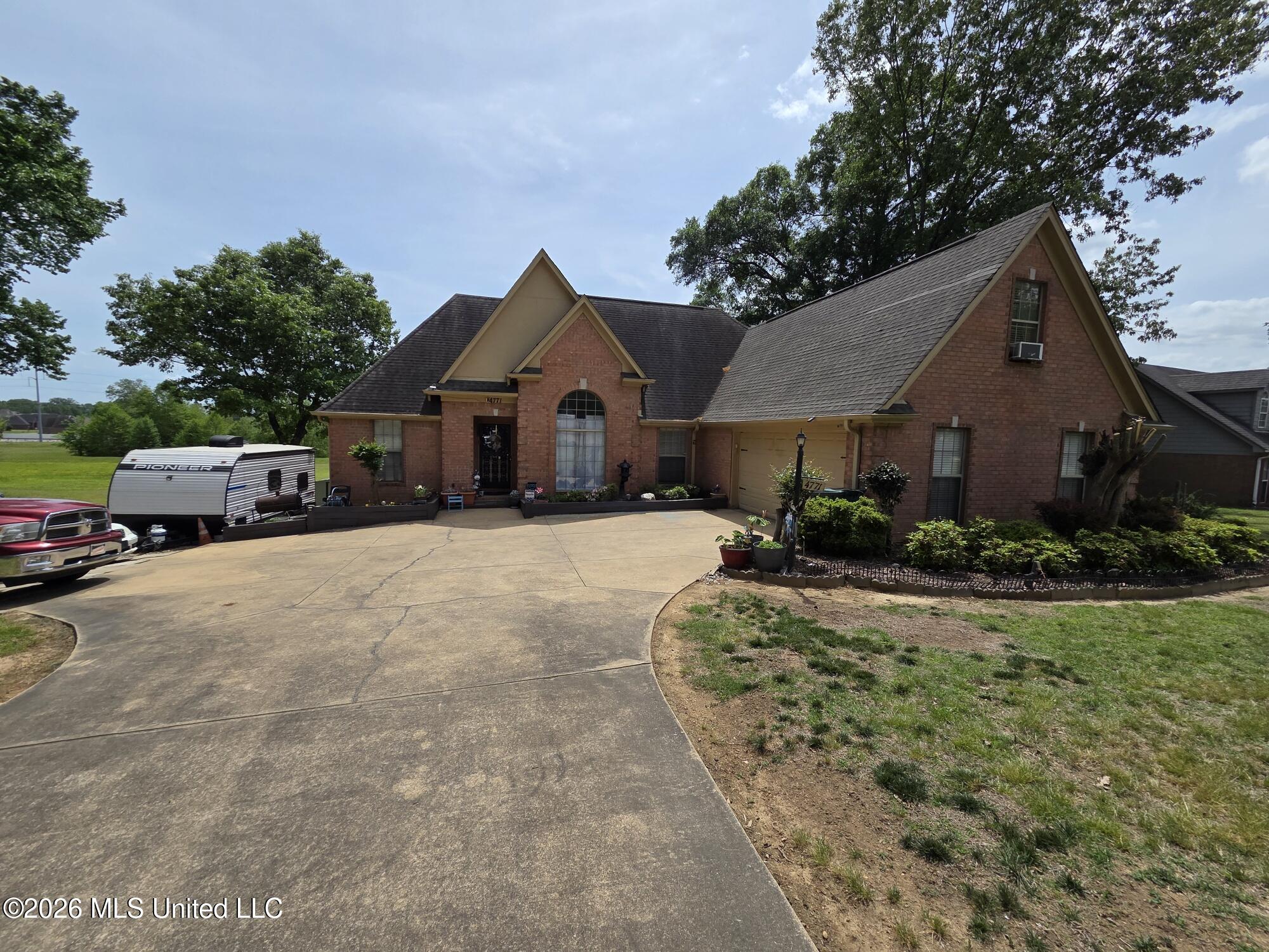 4771 Derby Drive Property Photo 2