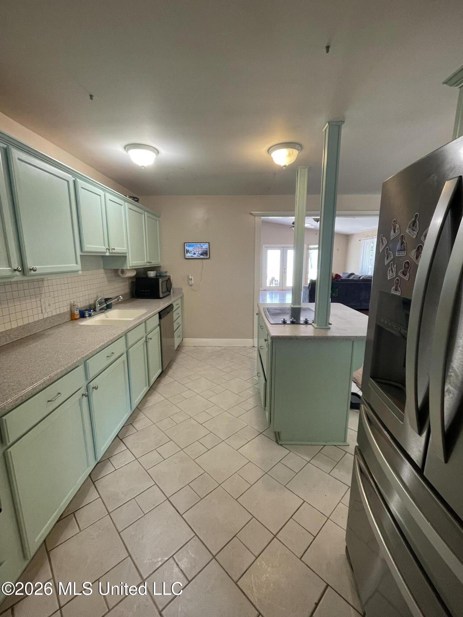 2607 Demaret Drive Property Photo 9