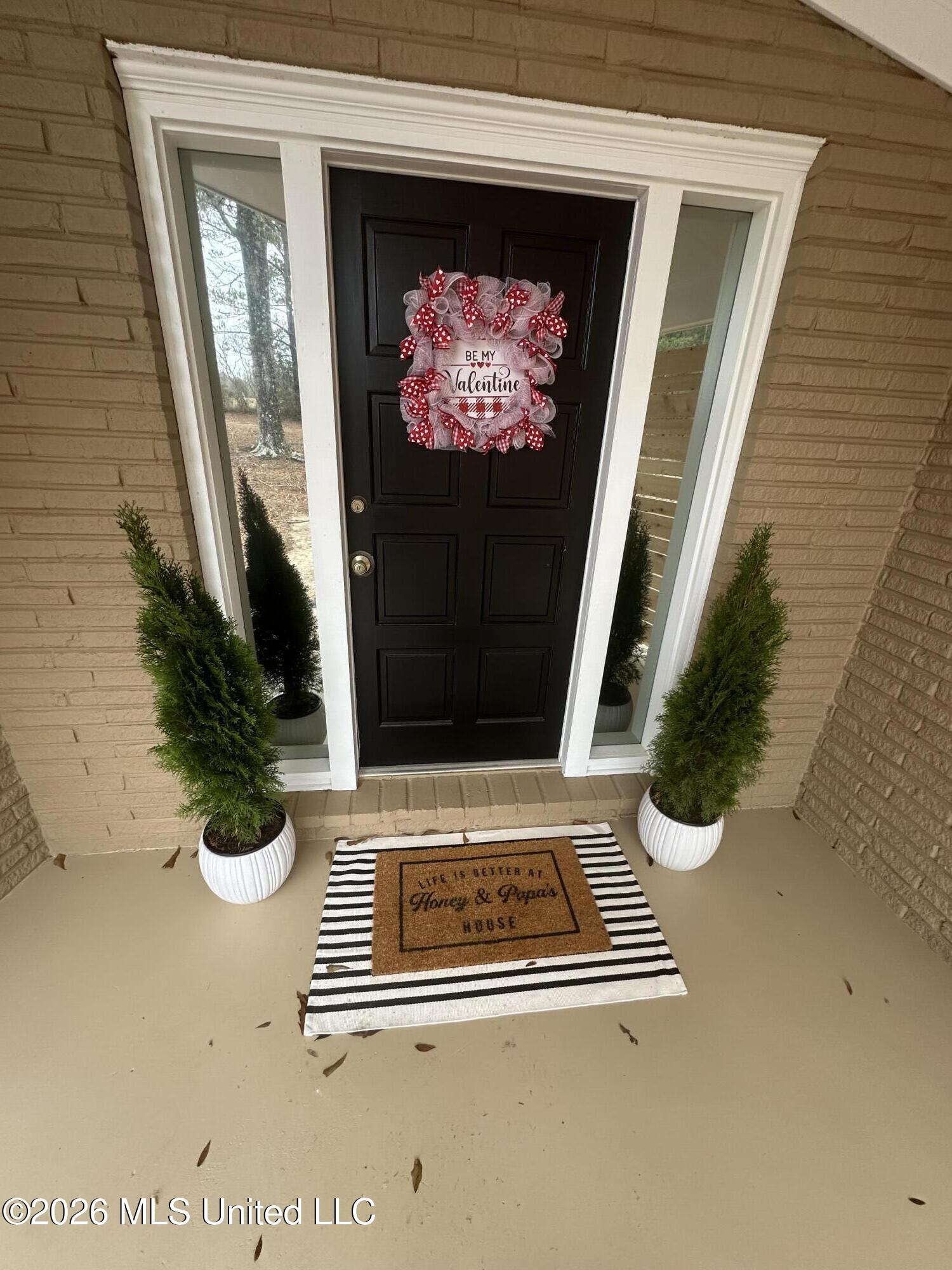 178 Williams Lane Property Photo 3