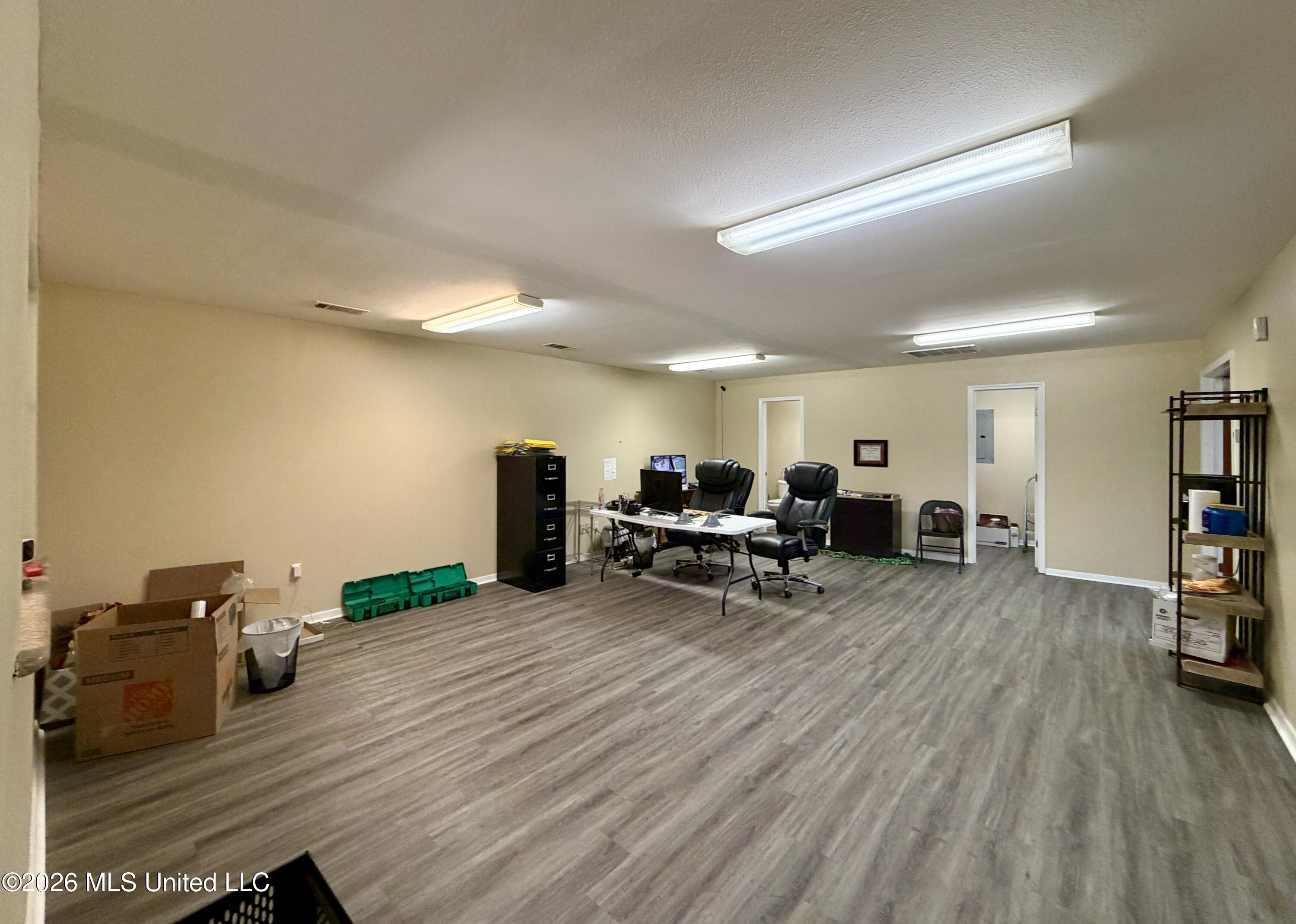 8071 N Mcraven Road Property Photo 26