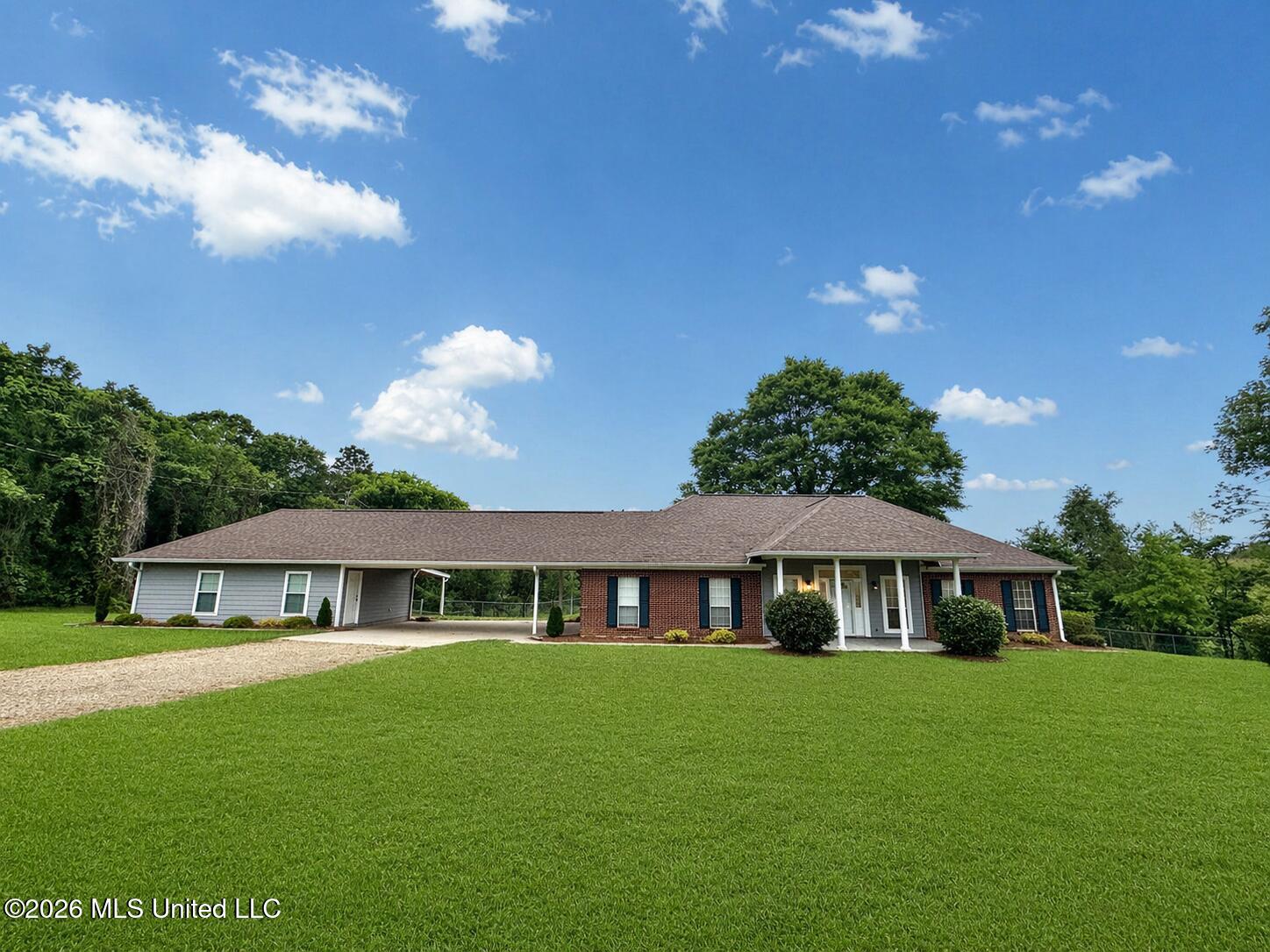 302 C Stringer Road Property Photo 2