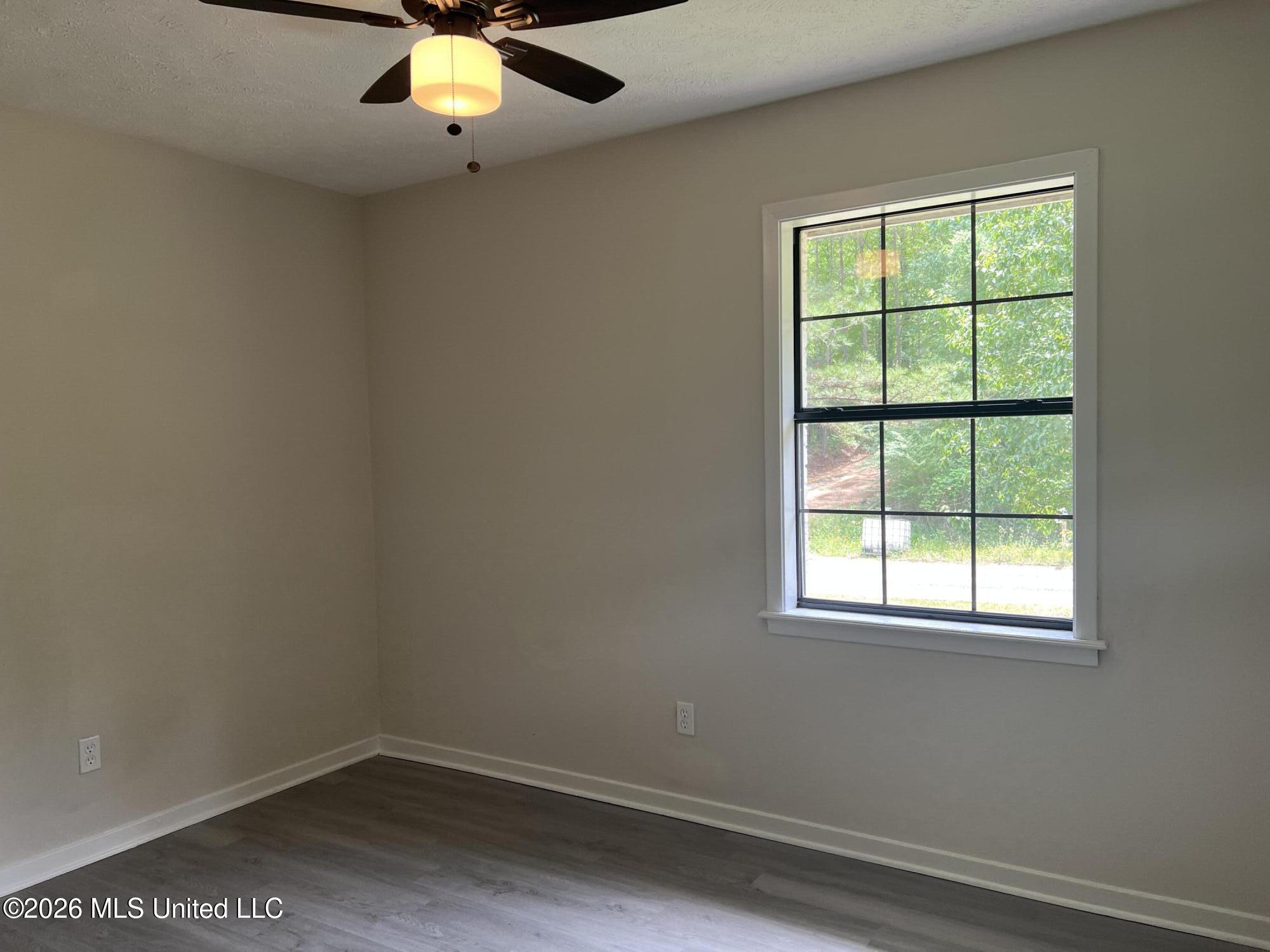 1846 Loring Road Property Photo 15