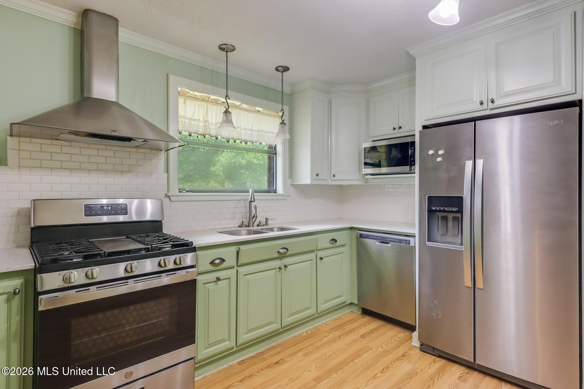 9124 Wire Road Property Photo 7