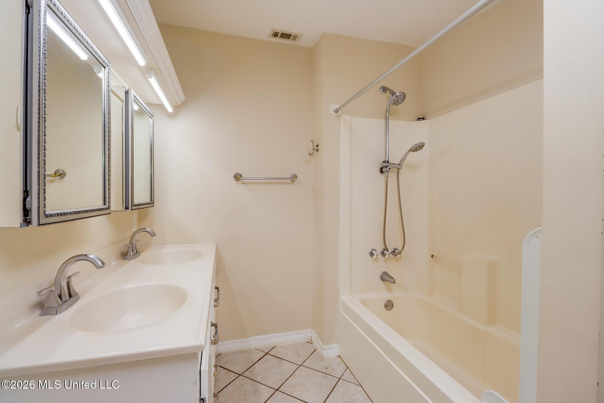 9124 Wire Road Property Photo 21