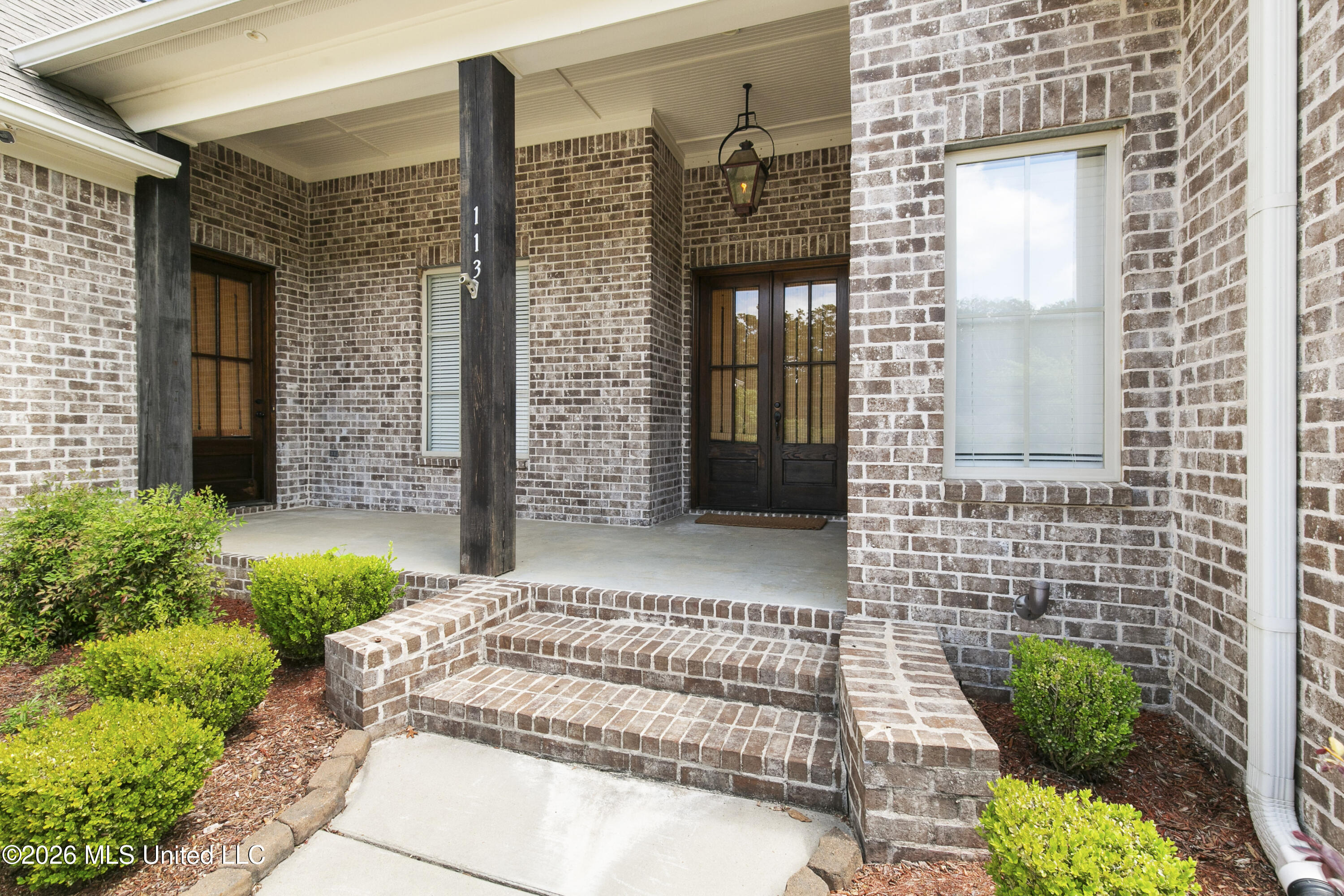 113 Wingtip Cove Property Photo 7