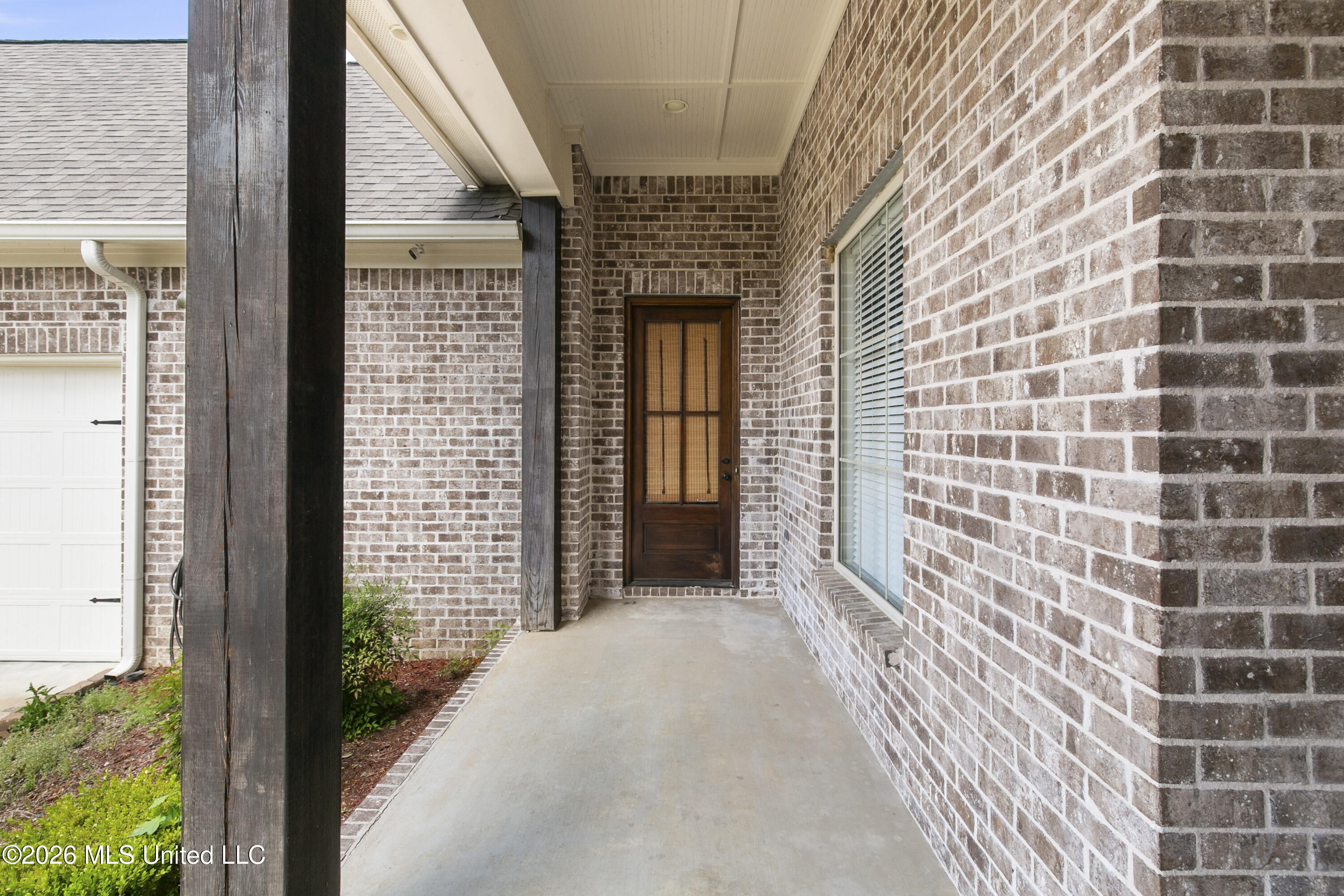 113 Wingtip Cove Property Photo 8