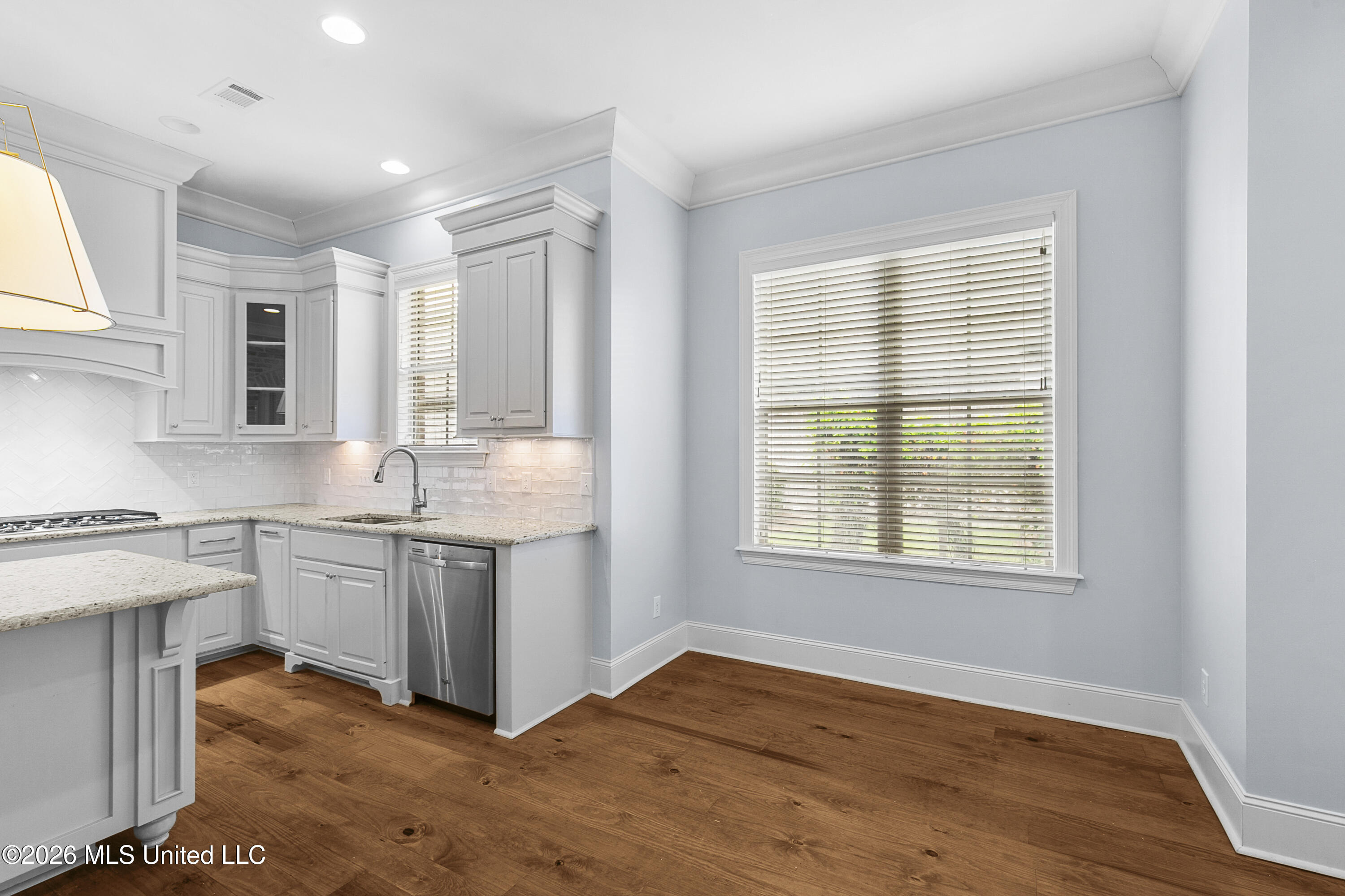 113 Wingtip Cove Property Photo 24