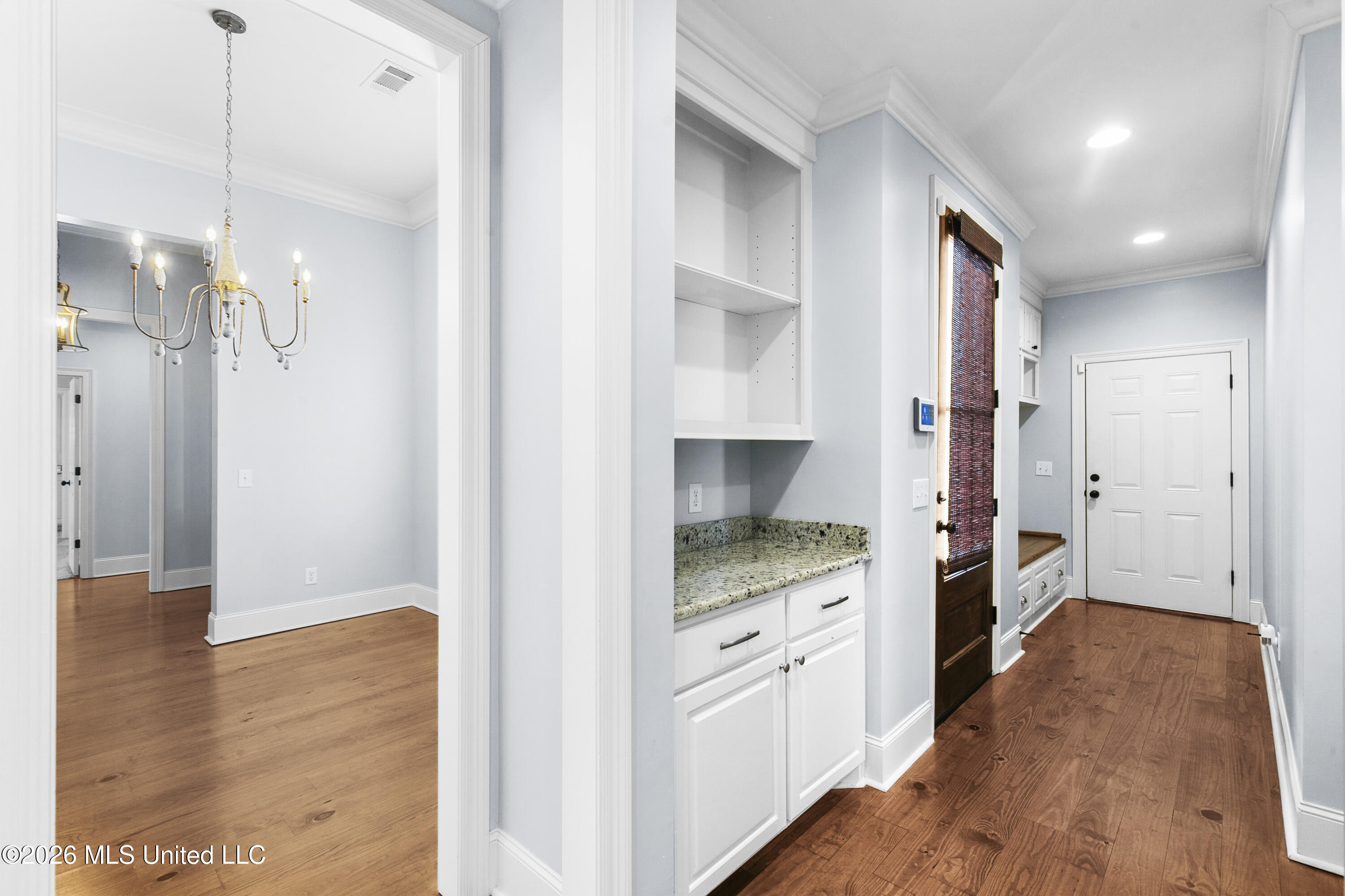 113 Wingtip Cove Property Photo 32