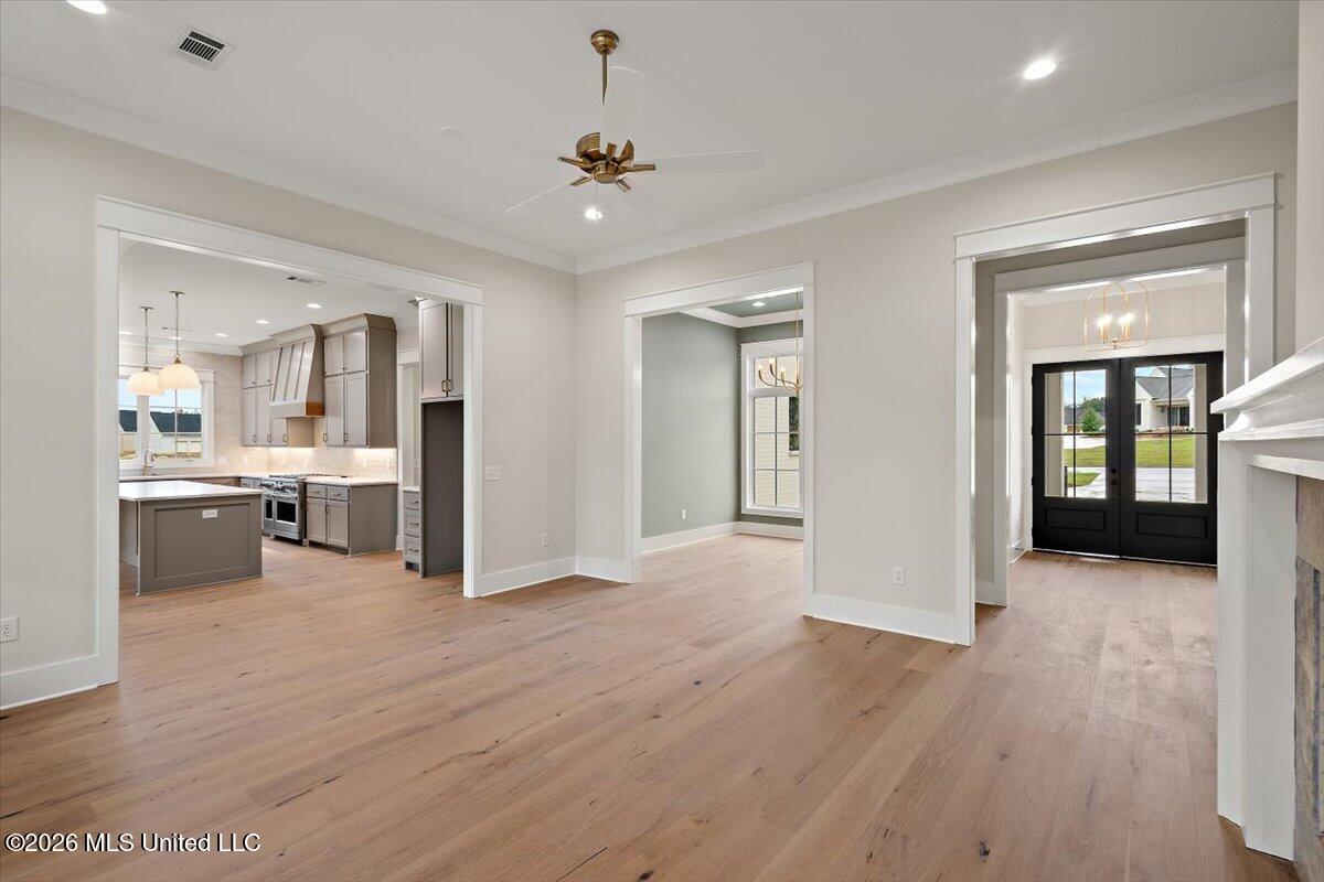 213 Welchshire Drive Property Photo 12